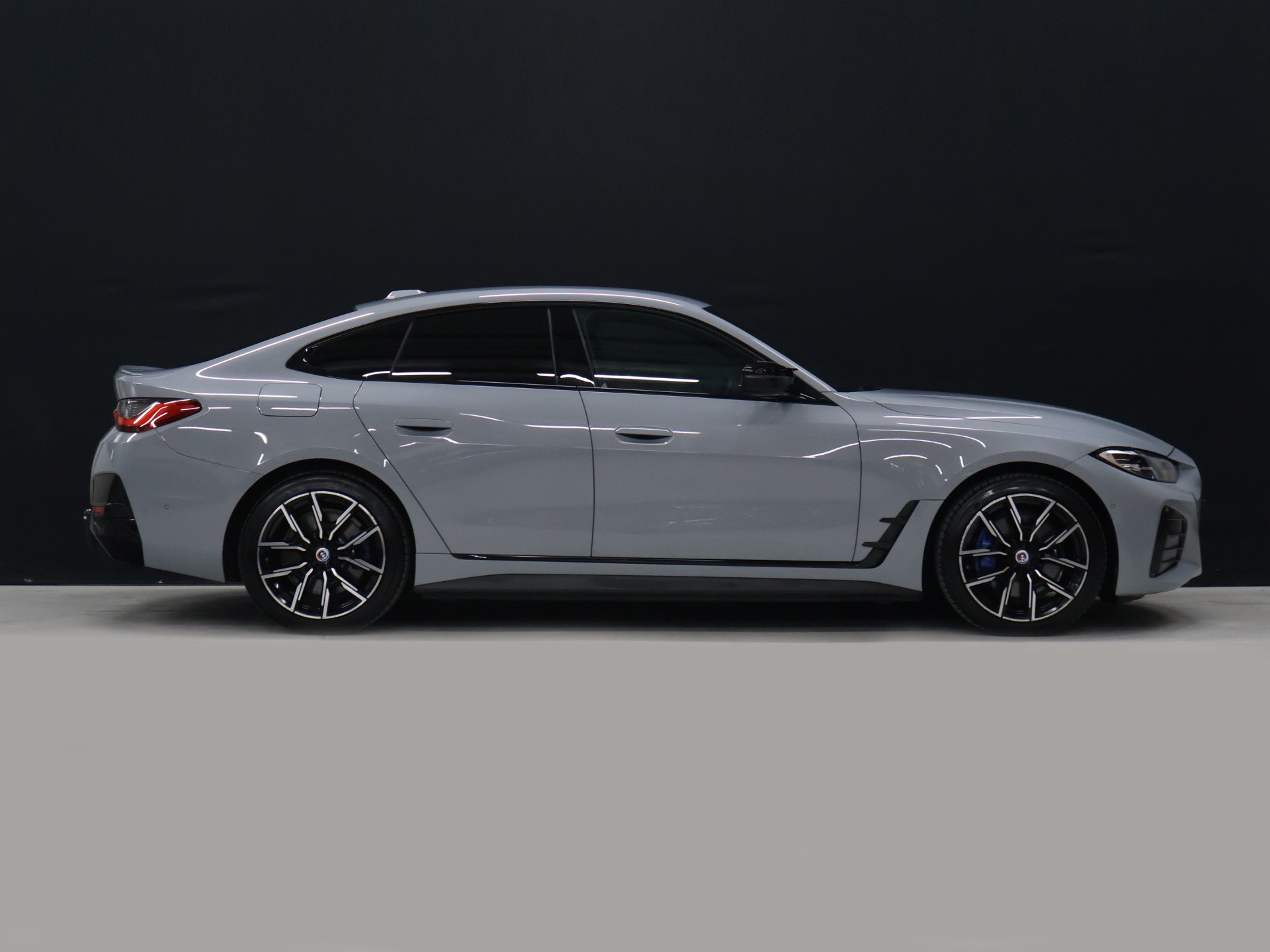 Foto van BMW I4 M50