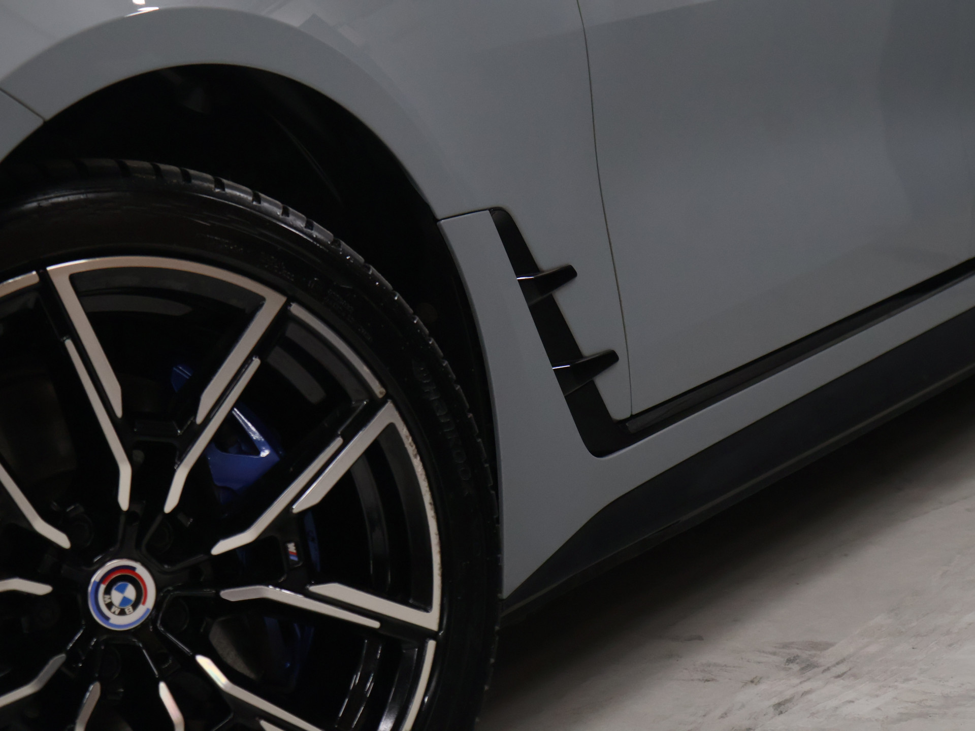Foto van BMW I4 M50