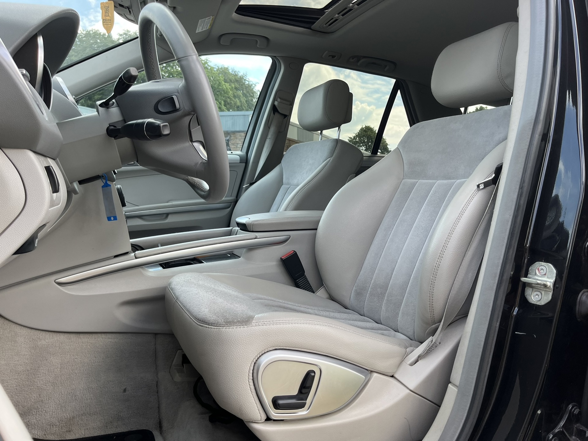 Foto van Mercedes-Benz ML 350