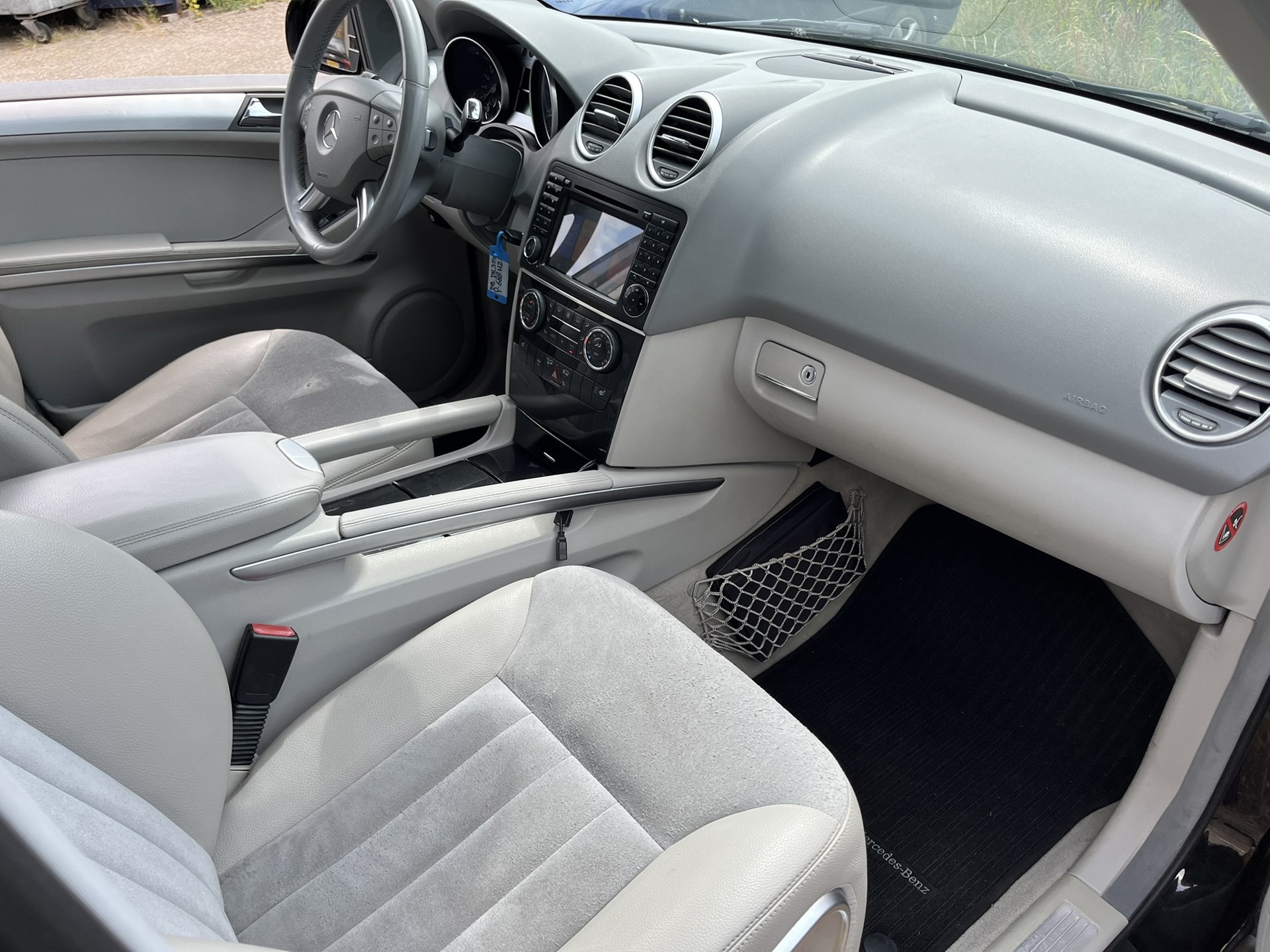 Foto van Mercedes-Benz ML 350