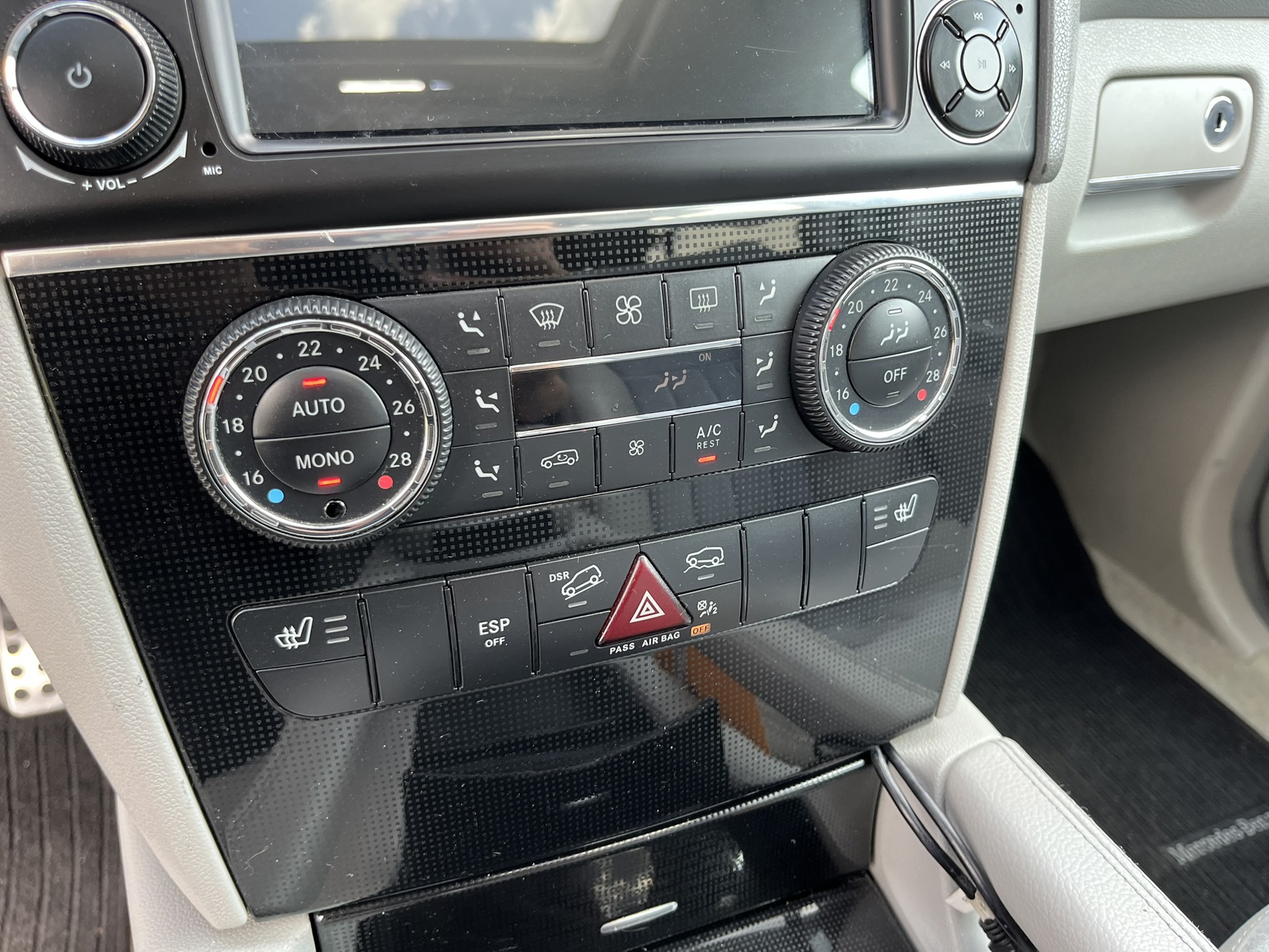Foto van Mercedes-Benz ML 350