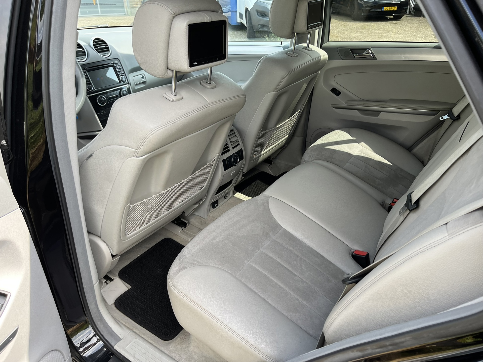 Foto van Mercedes-Benz ML 350