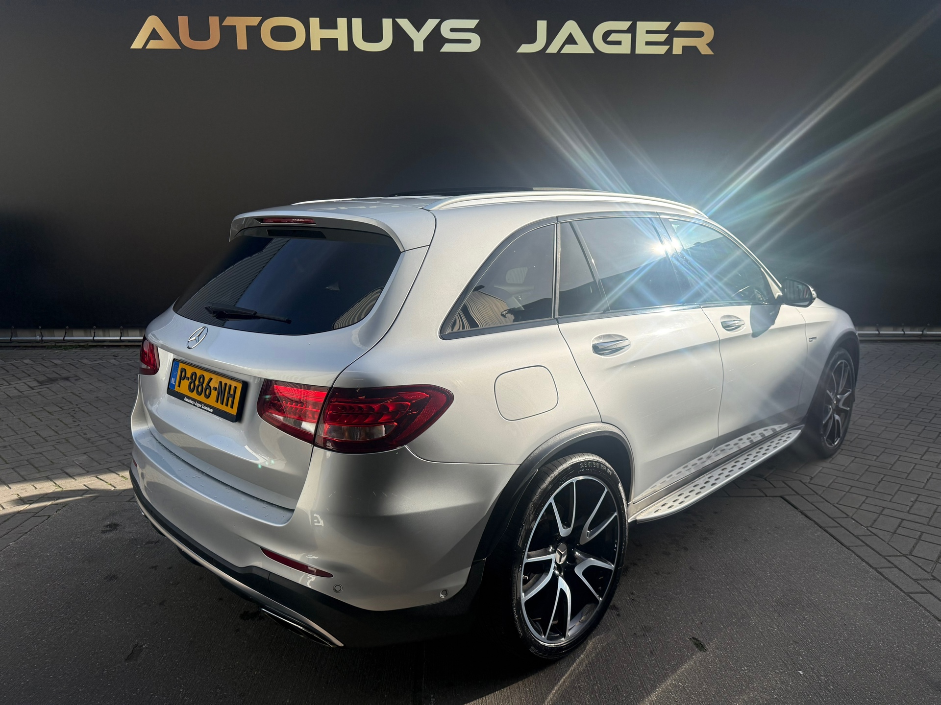 Foto van Mercedes-Benz AMG GLC 43
