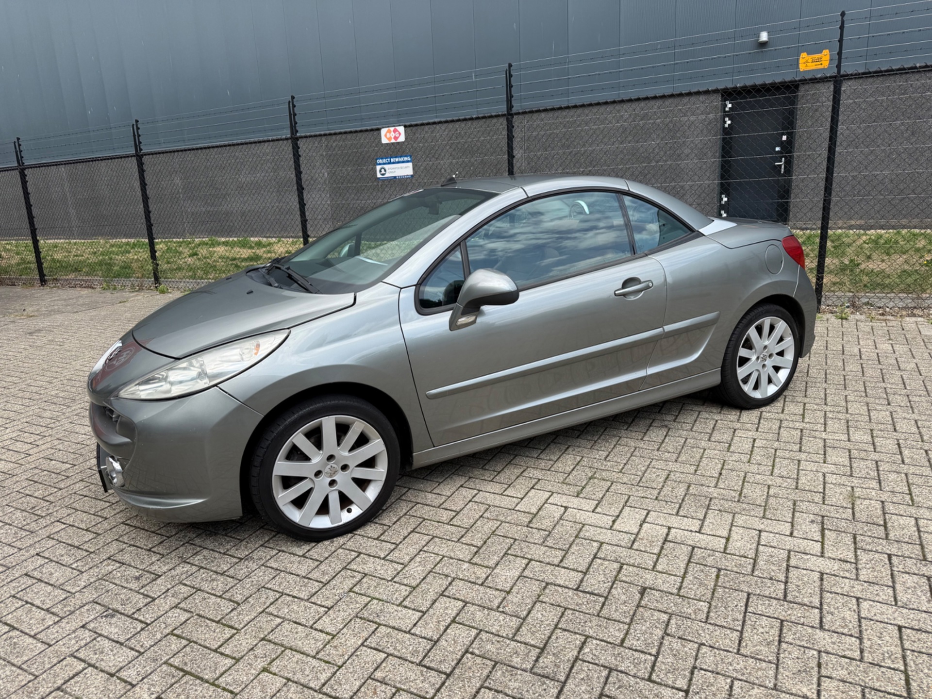 Foto van Peugeot 207 CC