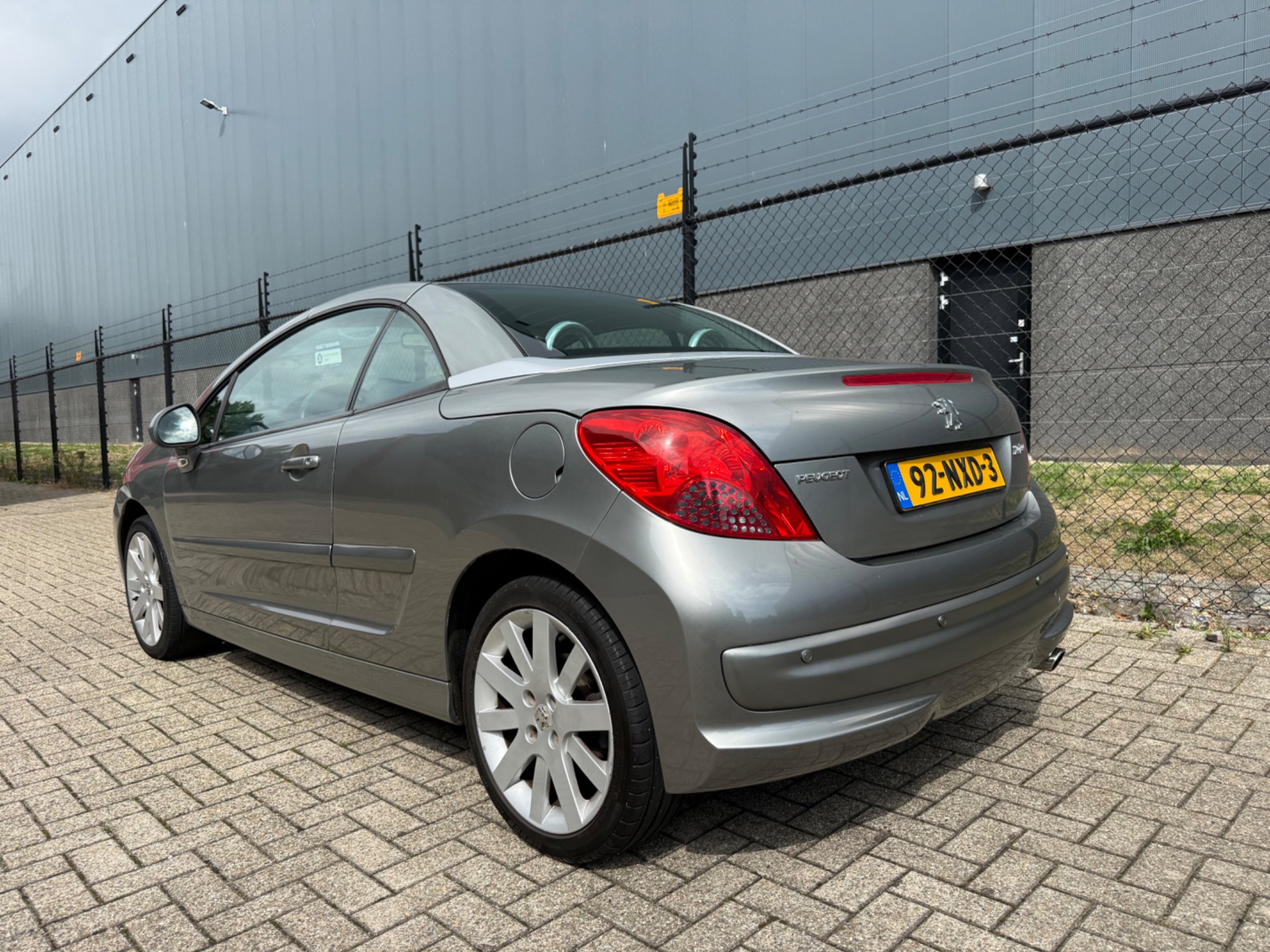 Foto van Peugeot 207 CC