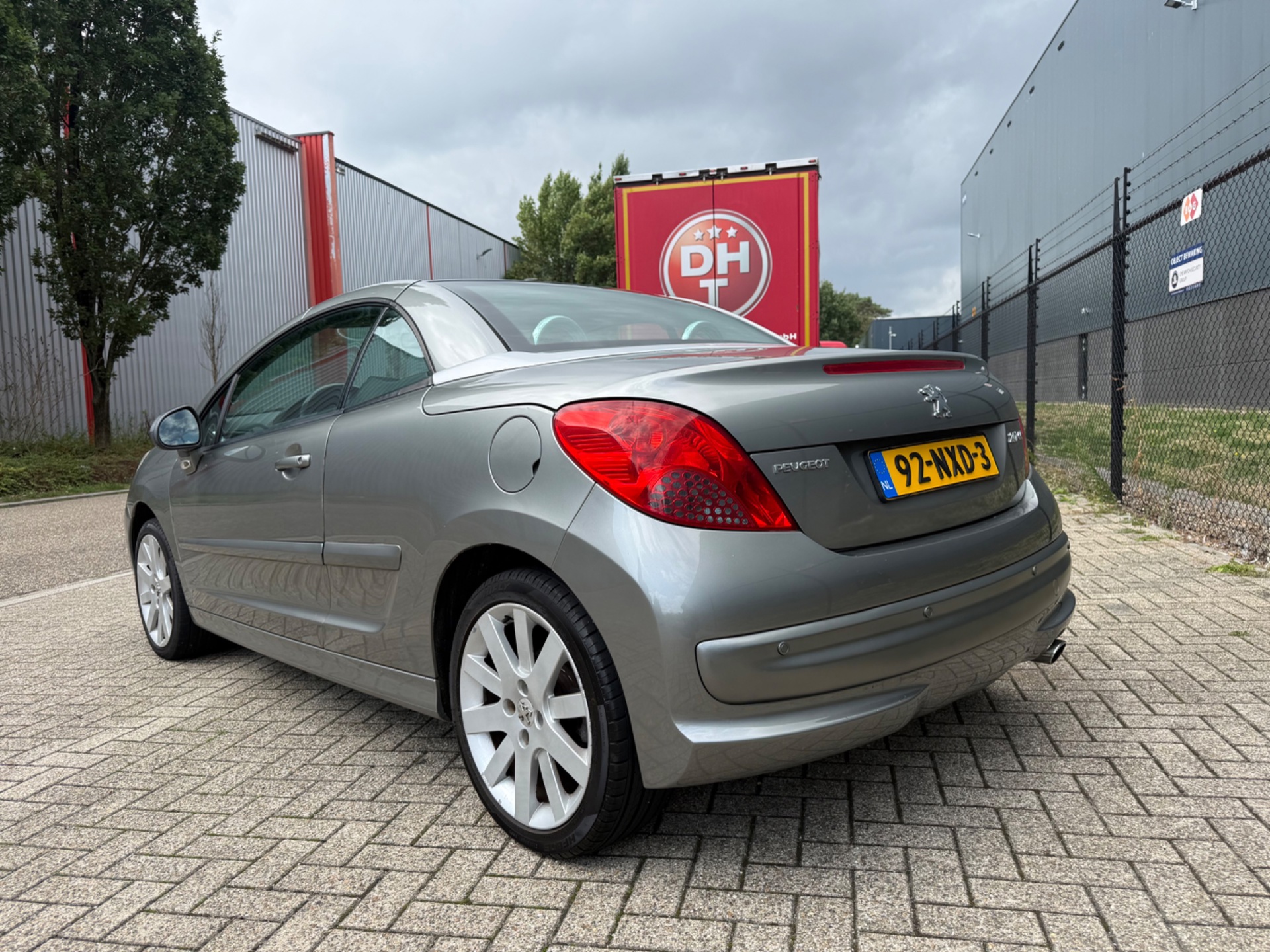 Foto van Peugeot 207 CC