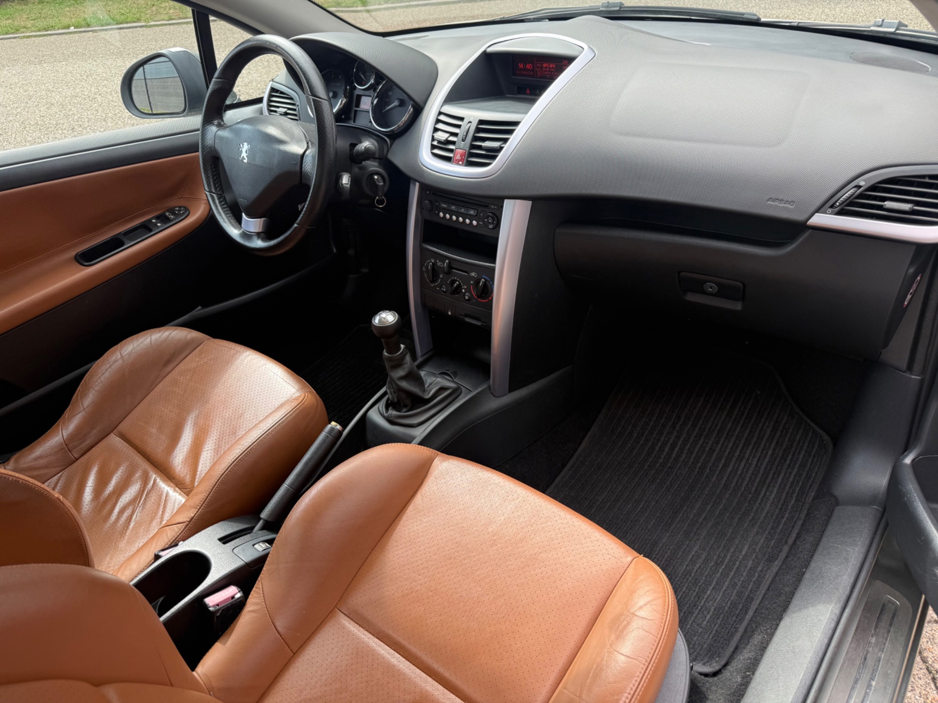 Foto van Peugeot 207 CC