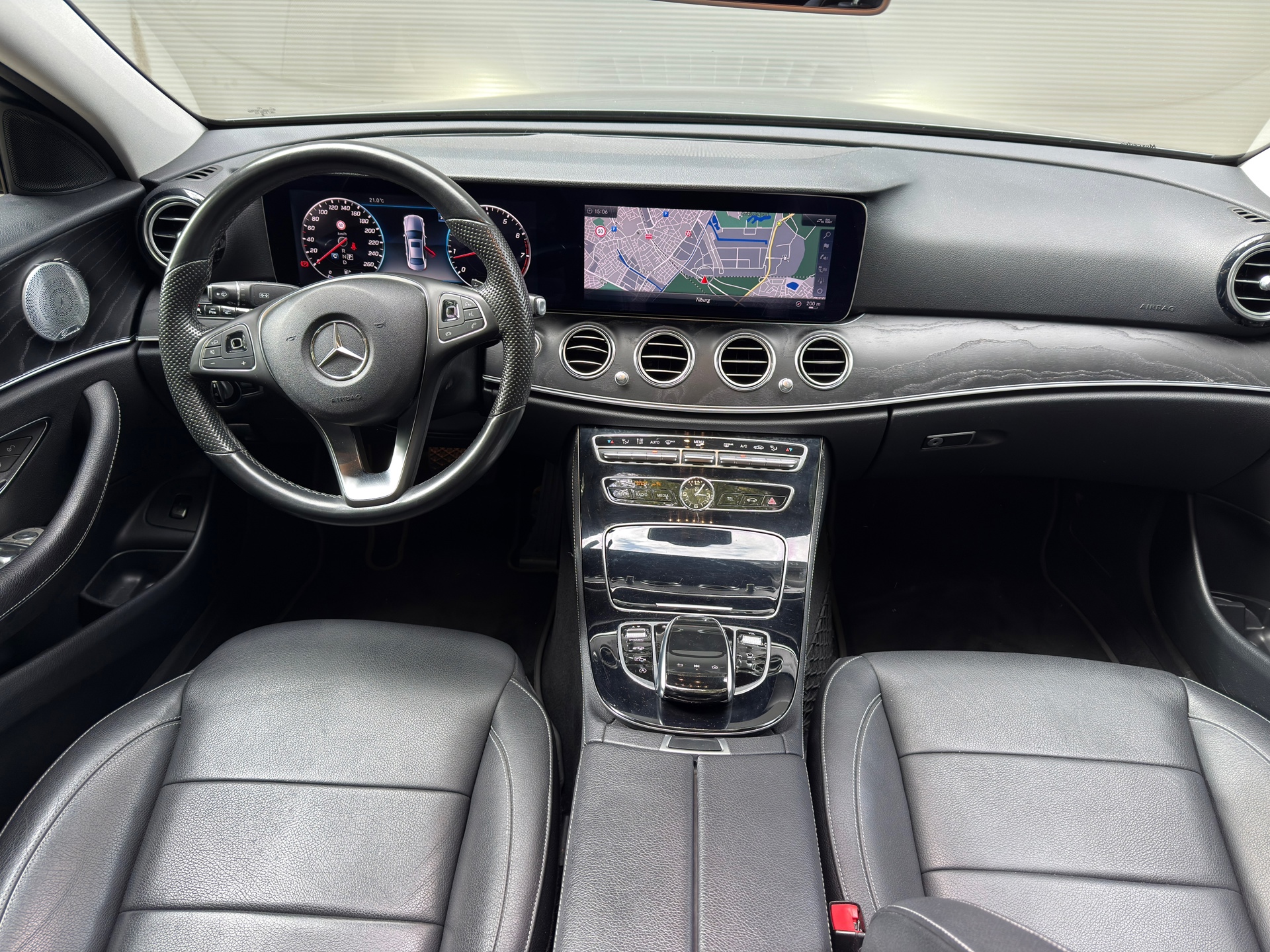 Foto van Mercedes-Benz E 250