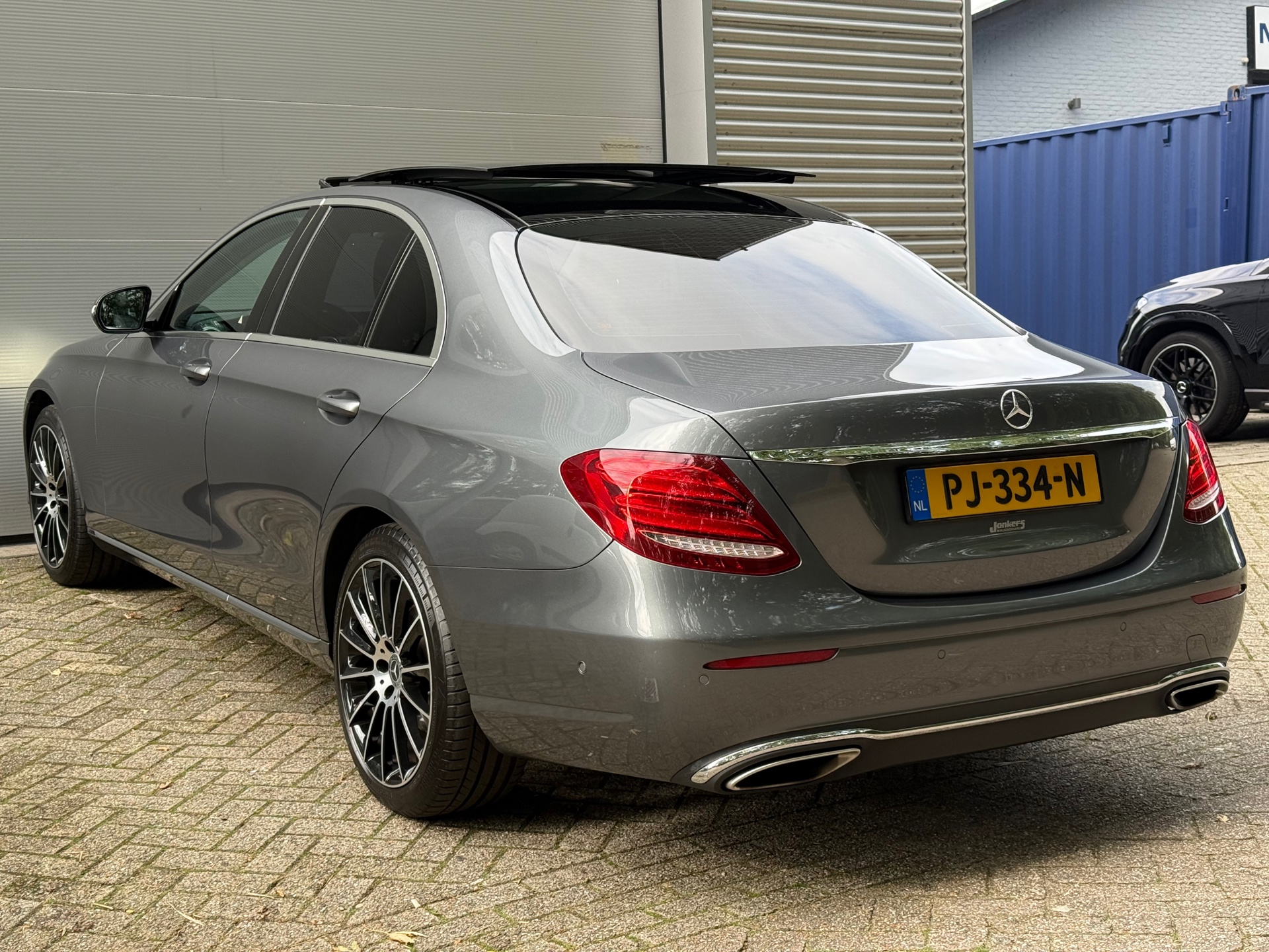 Foto van Mercedes-Benz E 250