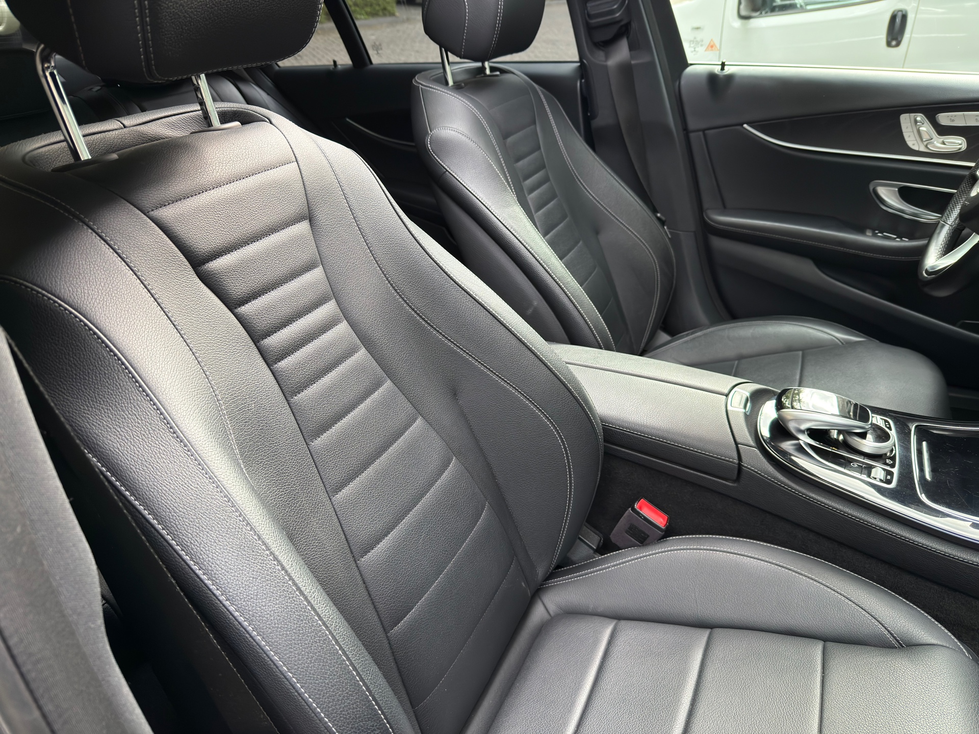 Foto van Mercedes-Benz E 250