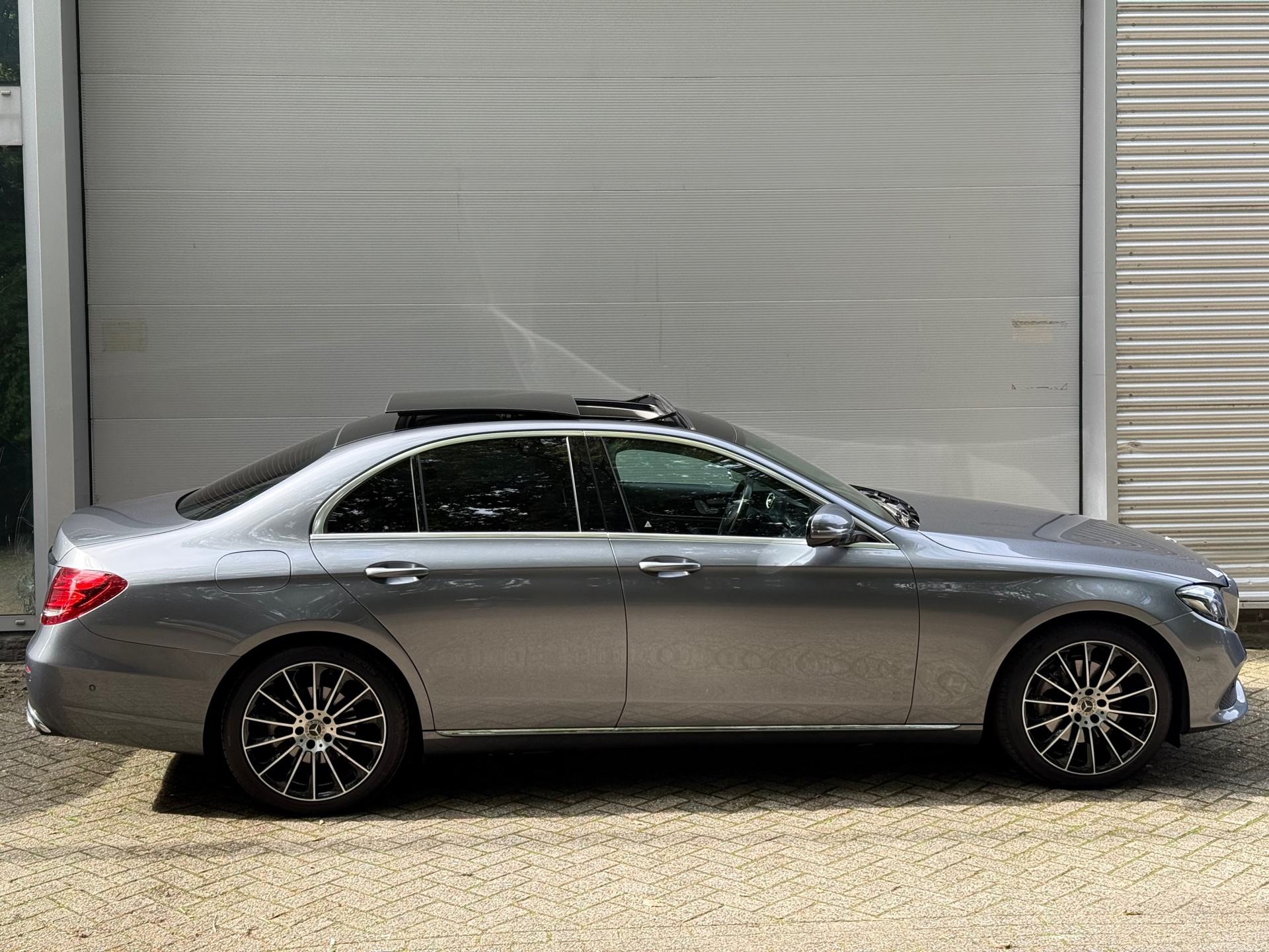 Foto van Mercedes-Benz E 250