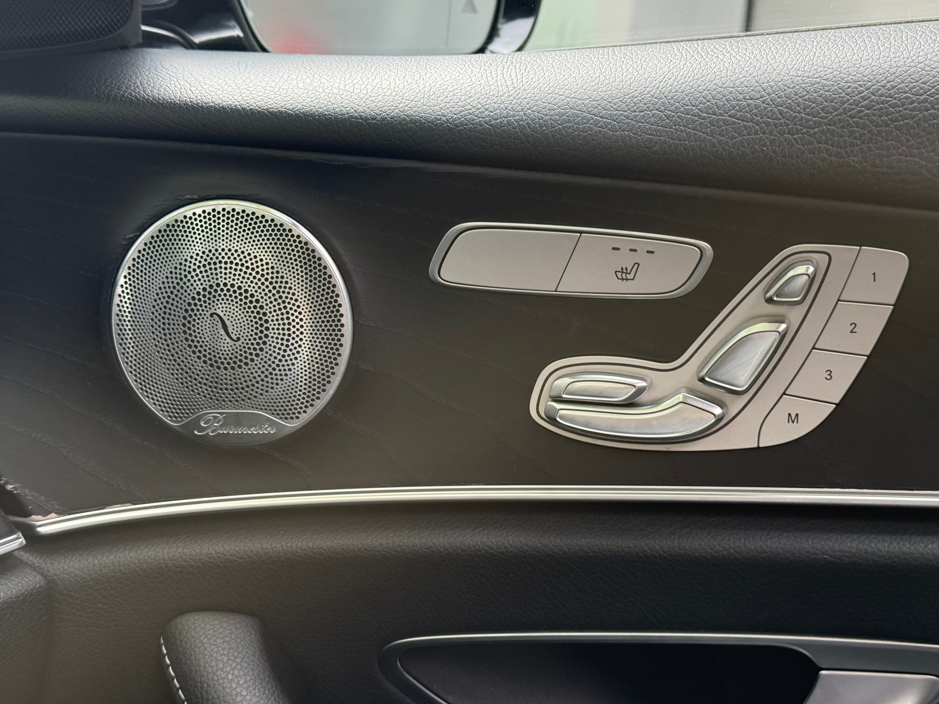 Foto van Mercedes-Benz E 250