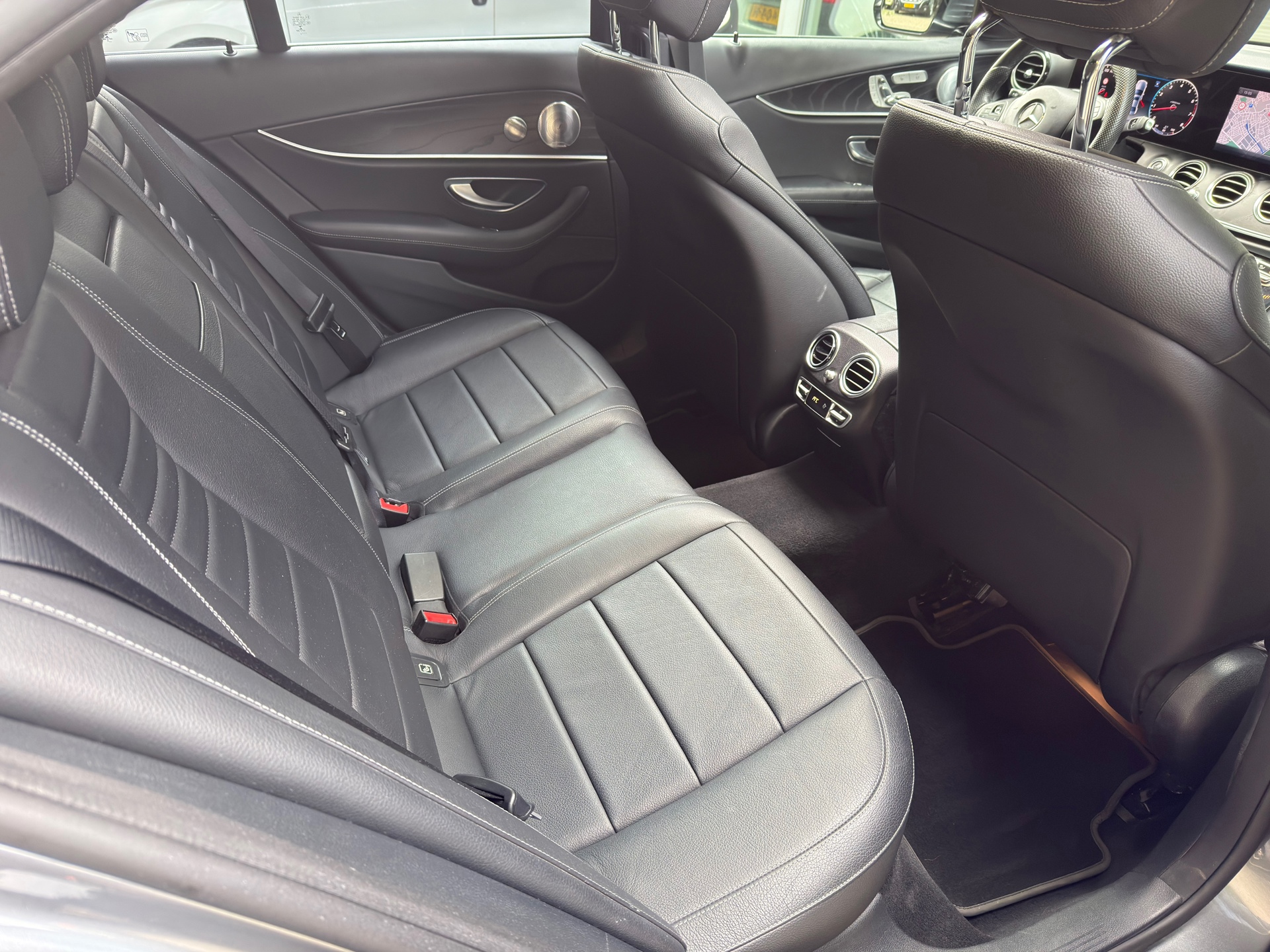 Foto van Mercedes-Benz E 250