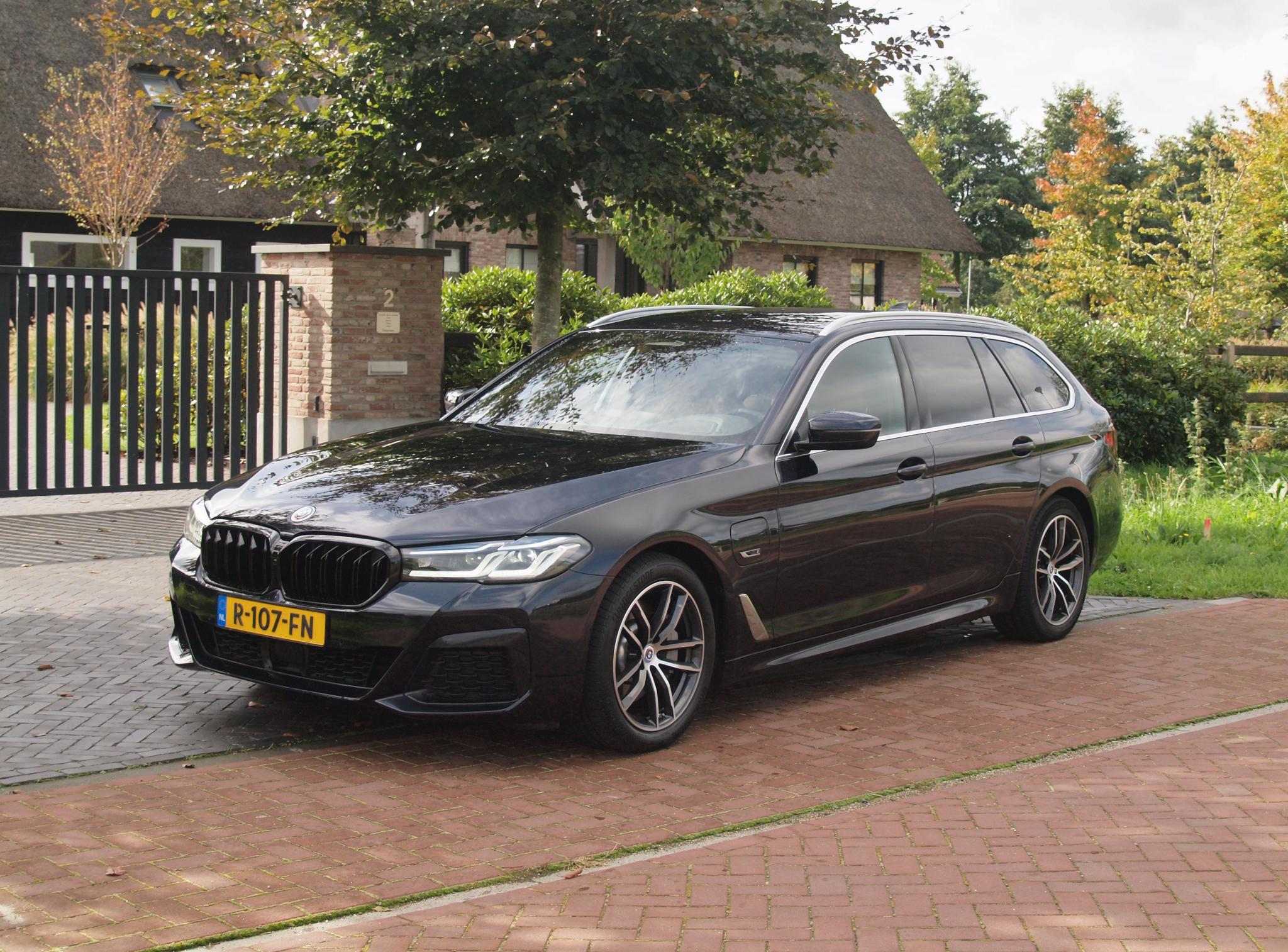 Foto van BMW 530e