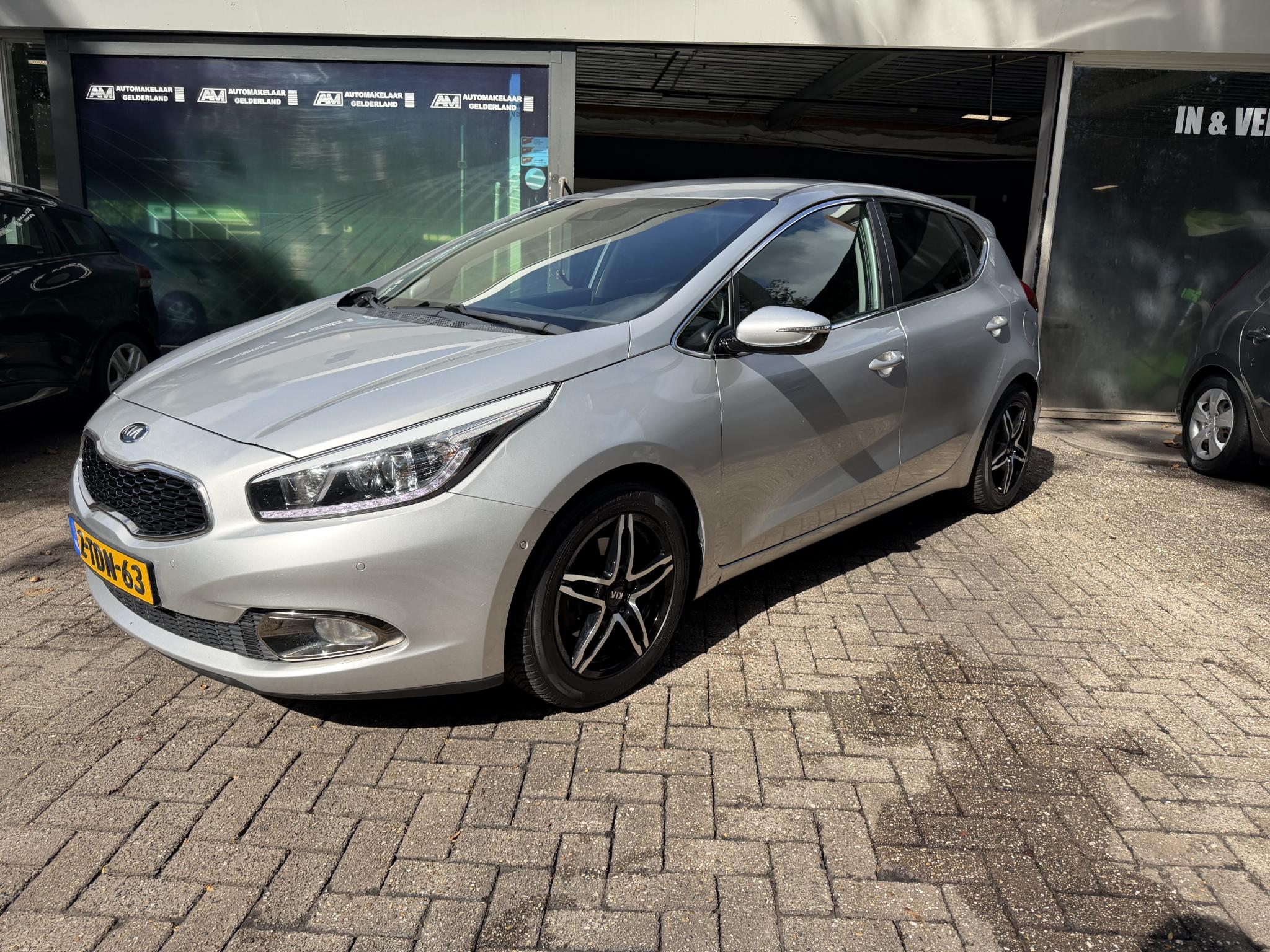 Foto van Kia Cee D