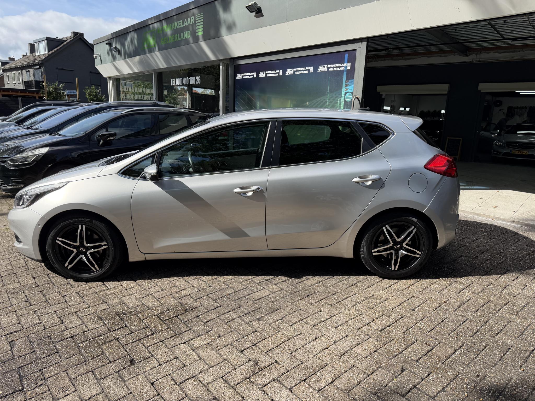 Foto van Kia Cee D
