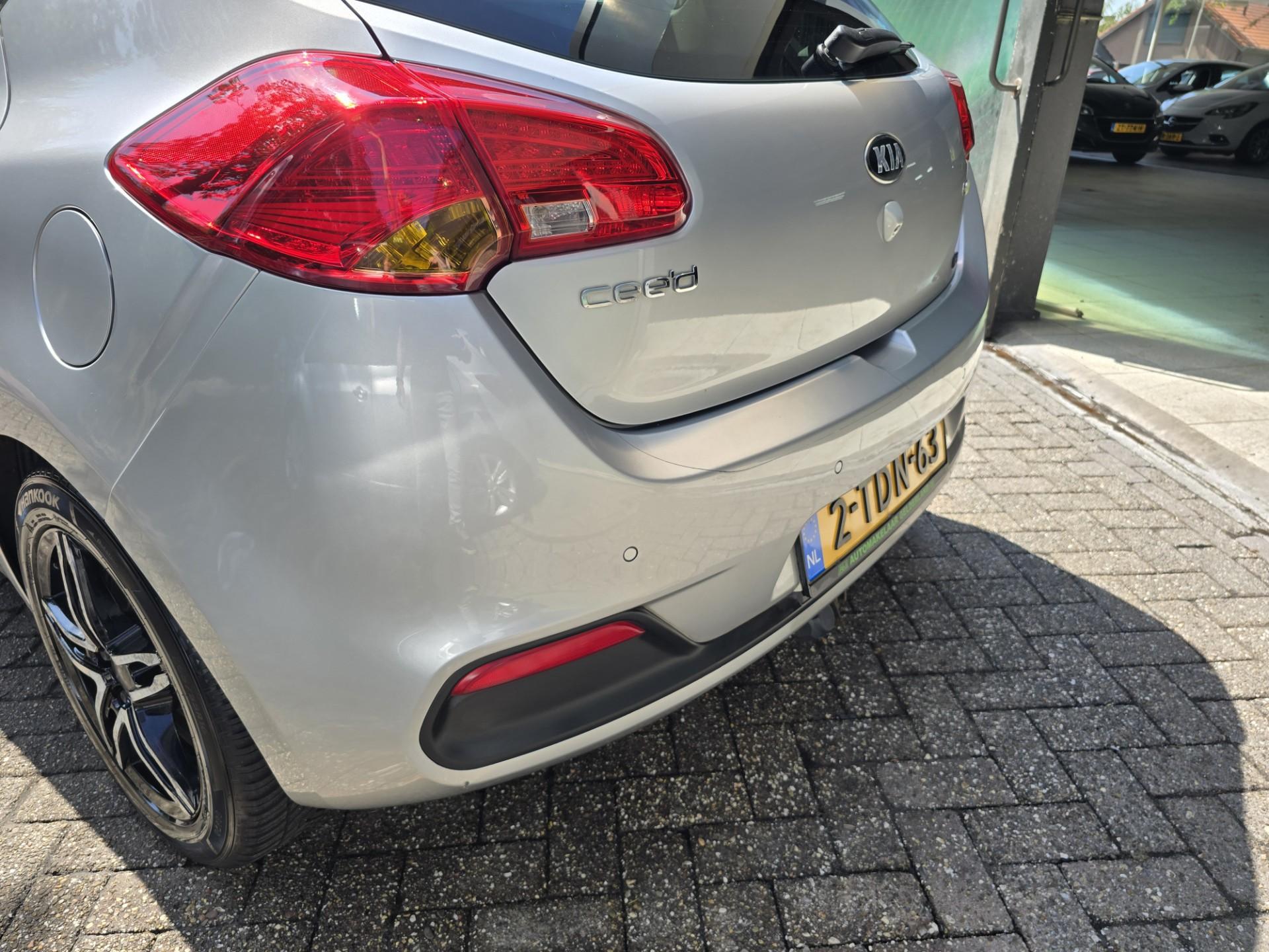 Foto van Kia Cee D