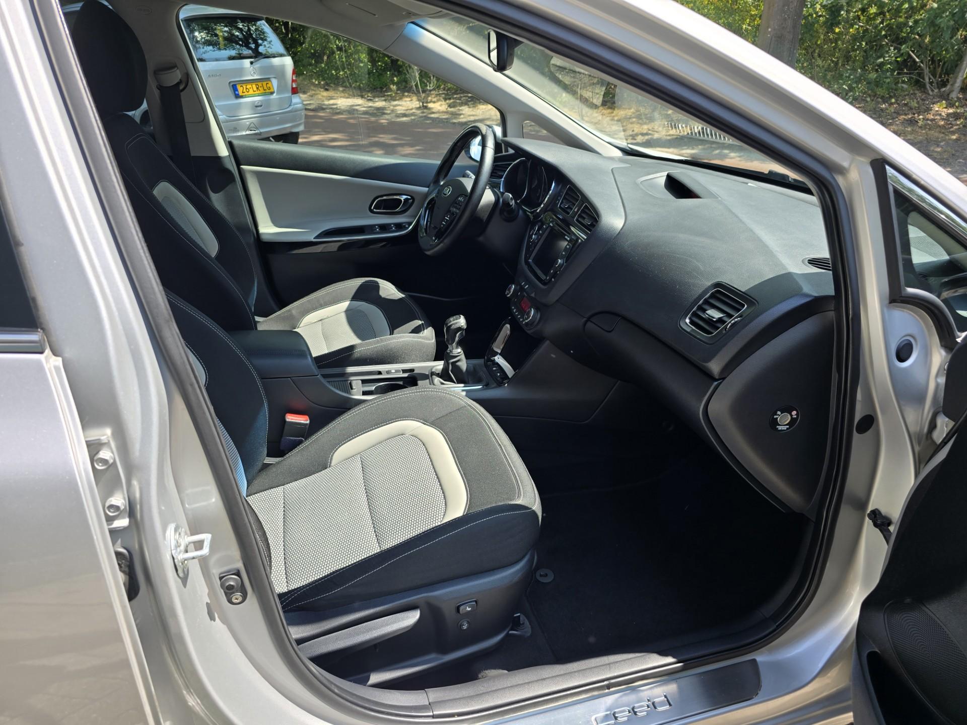 Foto van Kia Cee D