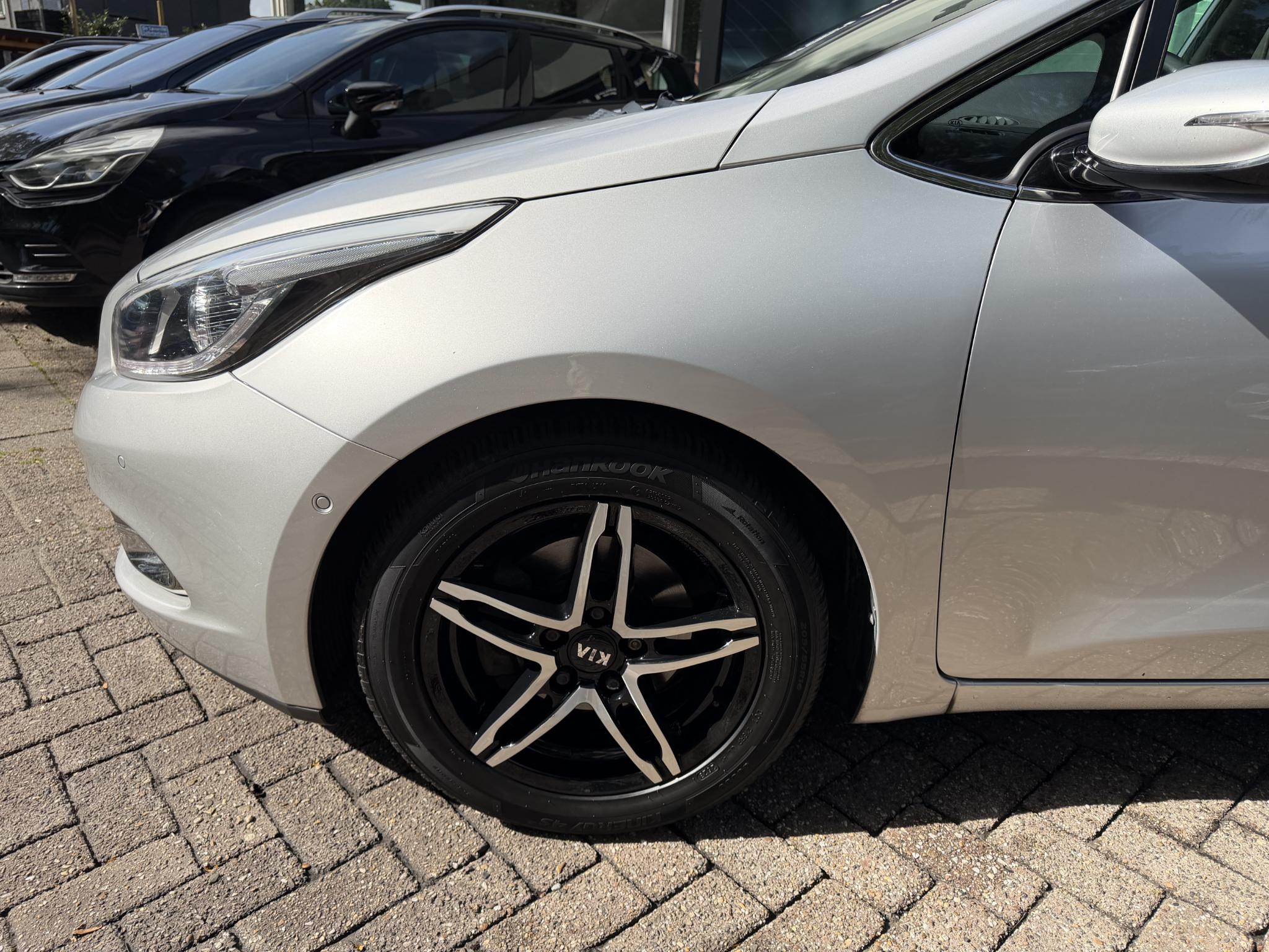 Foto van Kia Cee D