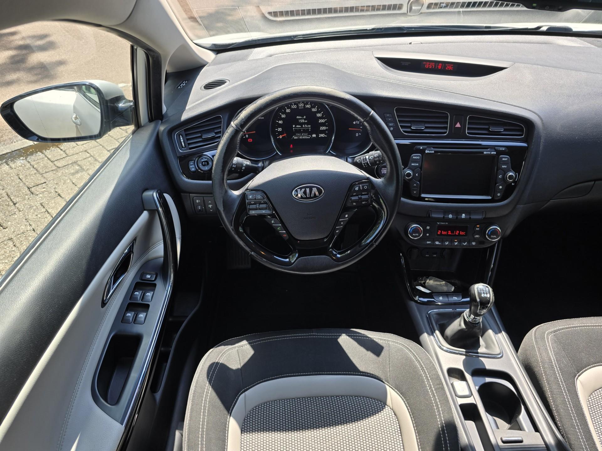 Foto van Kia Cee D