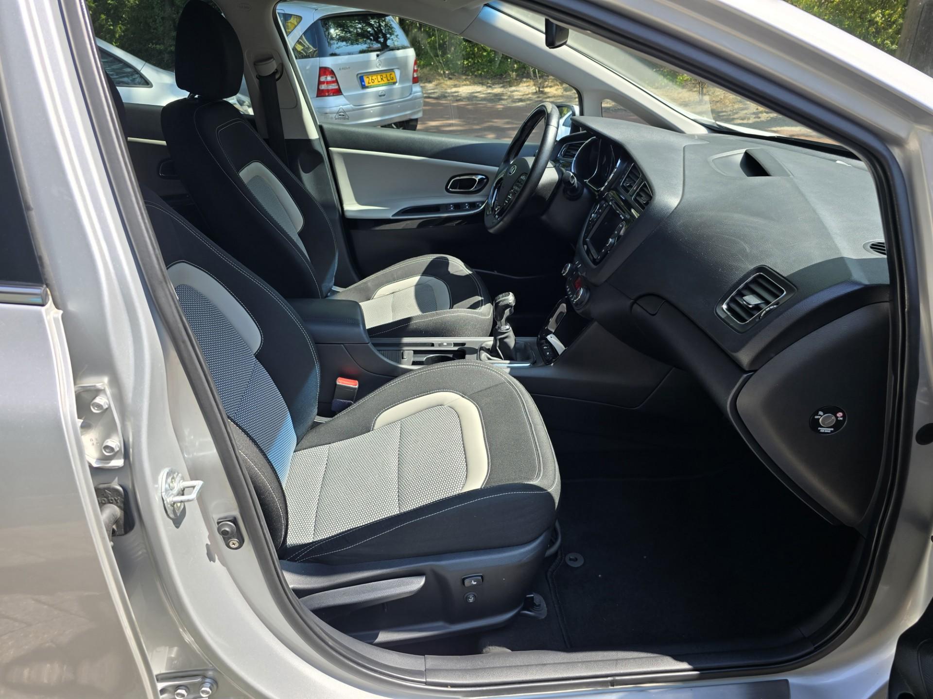 Foto van Kia Cee D