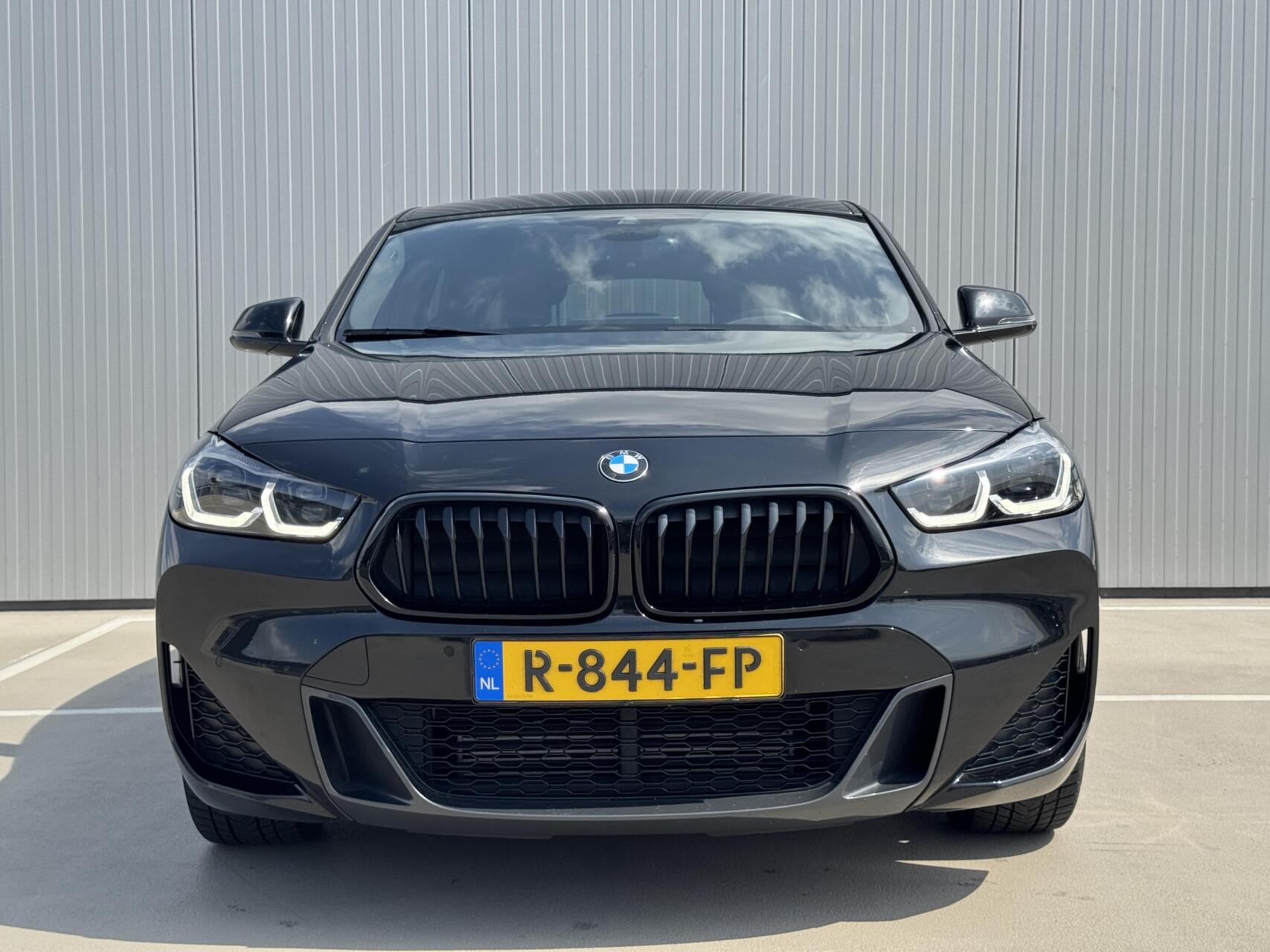 Foto van BMW X2 Sdrive20i