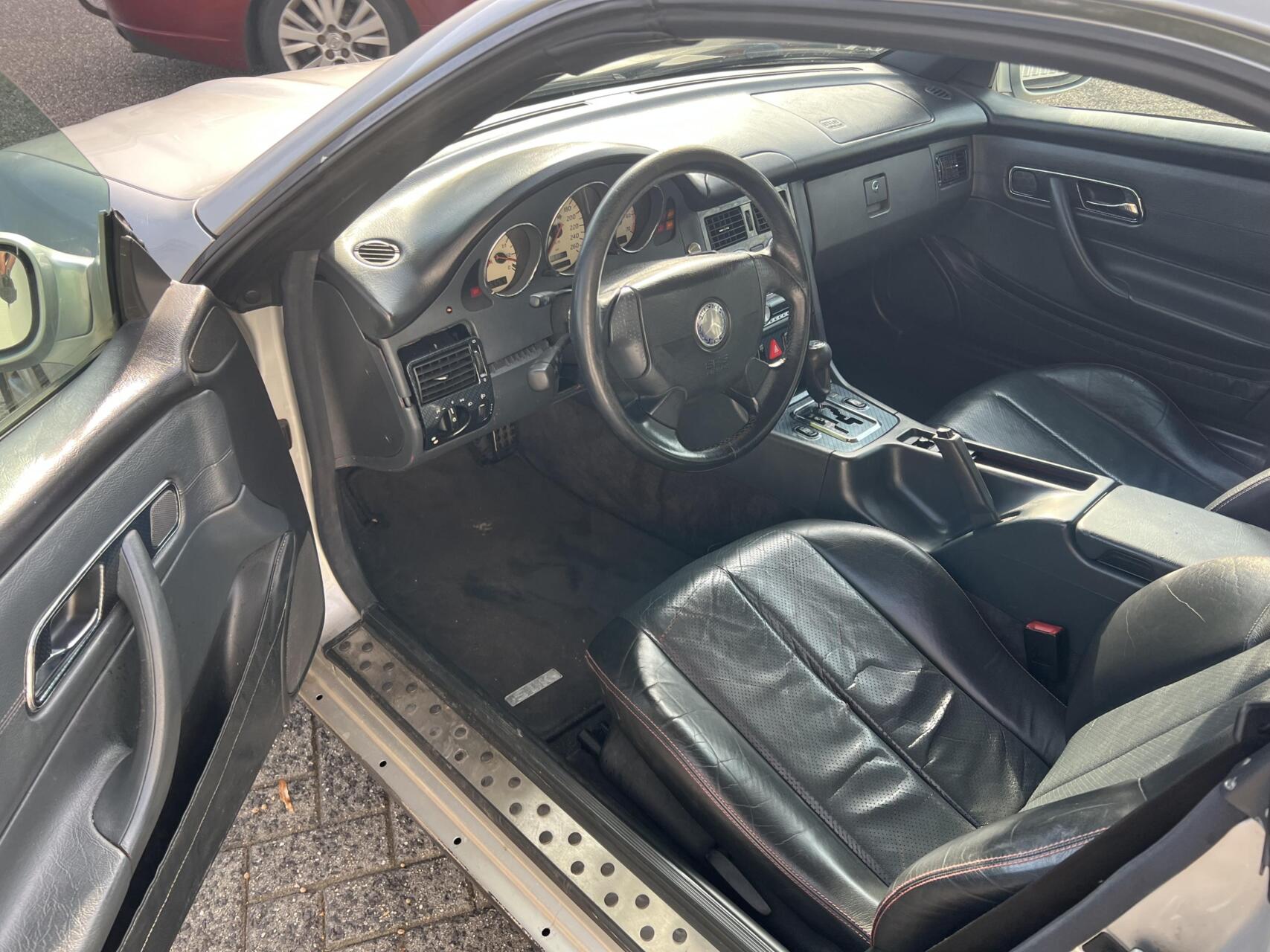 Foto van Mercedes-Benz SLK 230 Kompressor