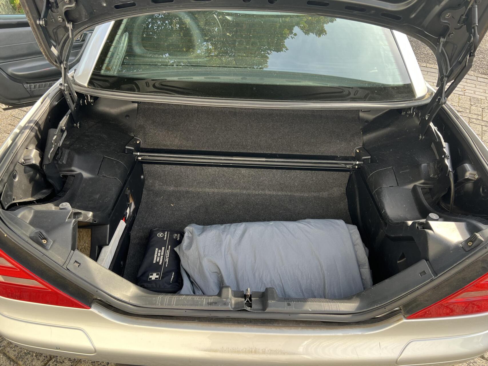 Foto van Mercedes-Benz SLK 230 Kompressor