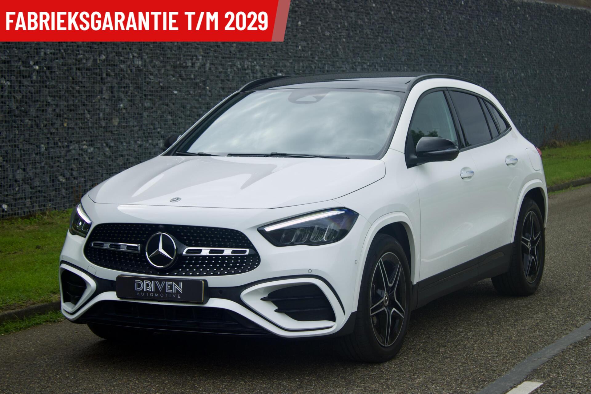 Mercedes-Benz Gla 180 Mercedes-Benz GLA 180 AMG | Pano - Keyless - Camera - Sfeer 2024 - voorkant