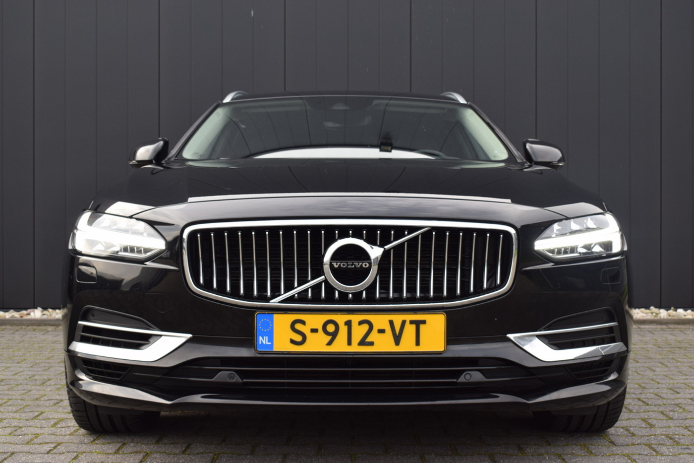 Foto van Volvo V90 T8 Twin Engine
