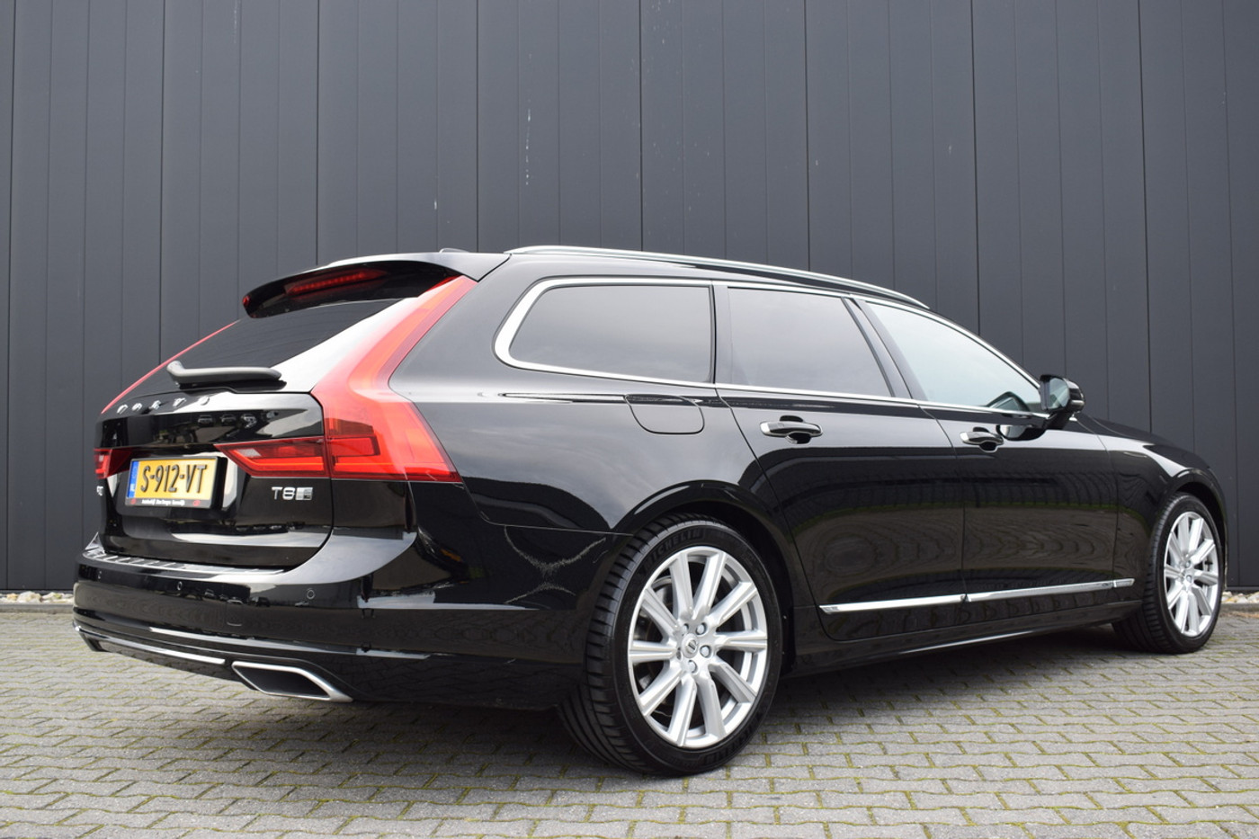 Foto van Volvo V90 T8 Twin Engine