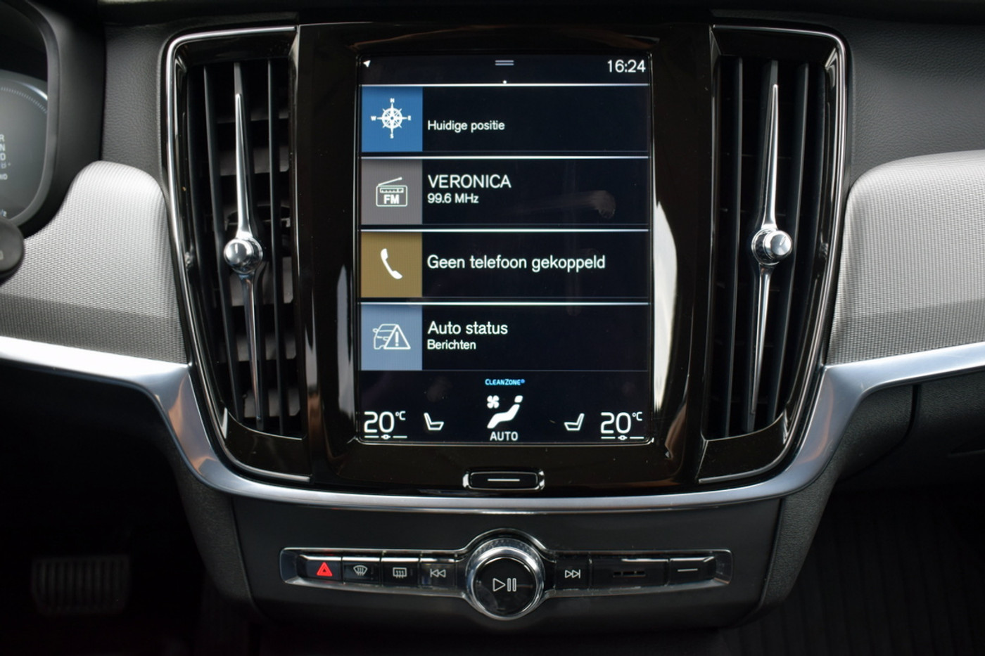 Foto van Volvo V90 T8 Twin Engine
