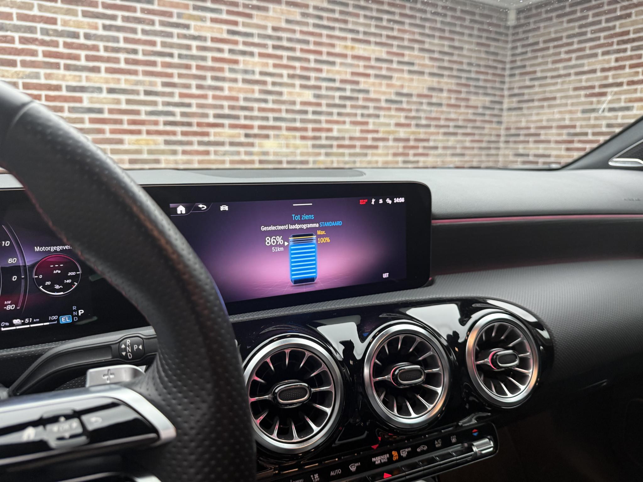 Foto van Mercedes-Benz A 250 E
