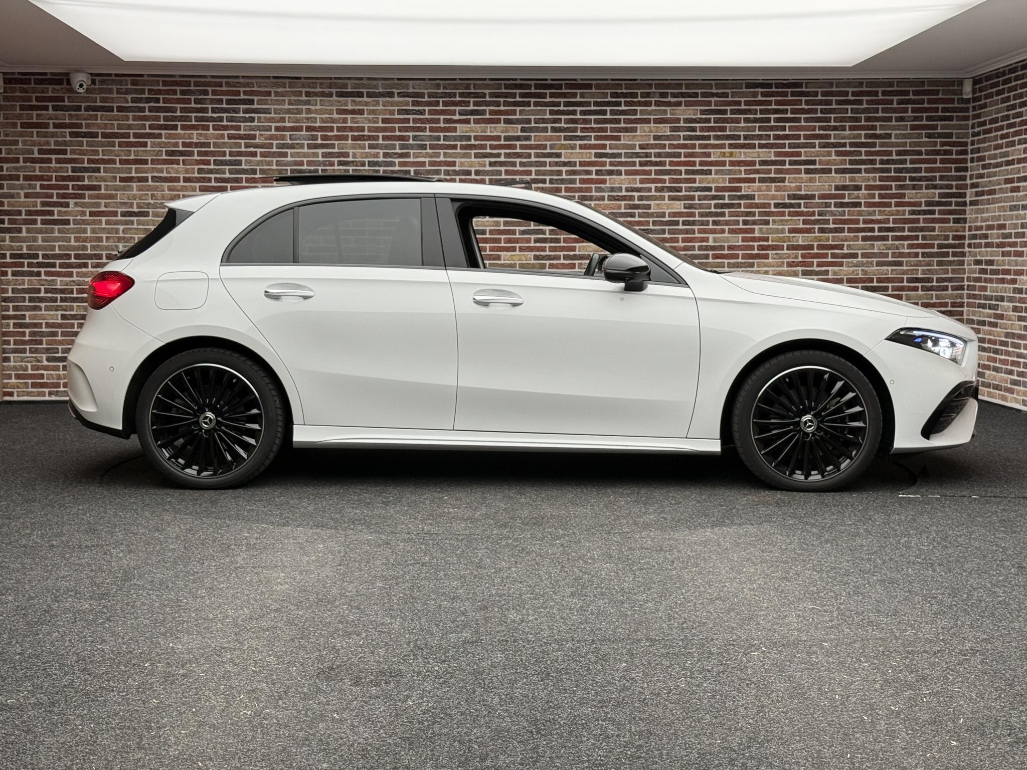 Foto van Mercedes-Benz A 250 E