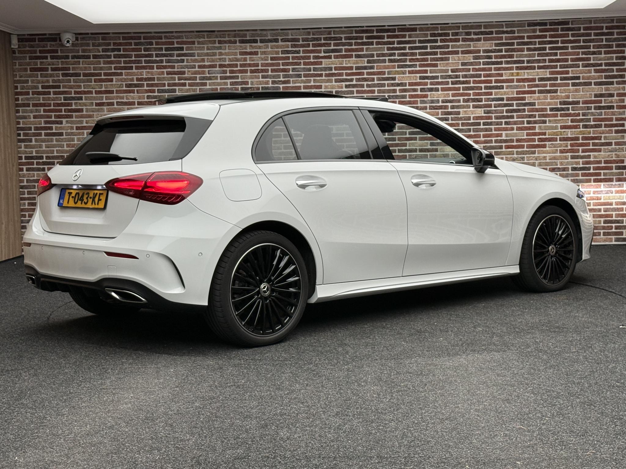 Foto van Mercedes-Benz A 250 E