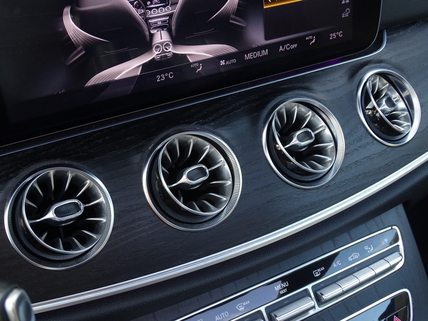 Foto van Mercedes-Benz E 400 4Matic