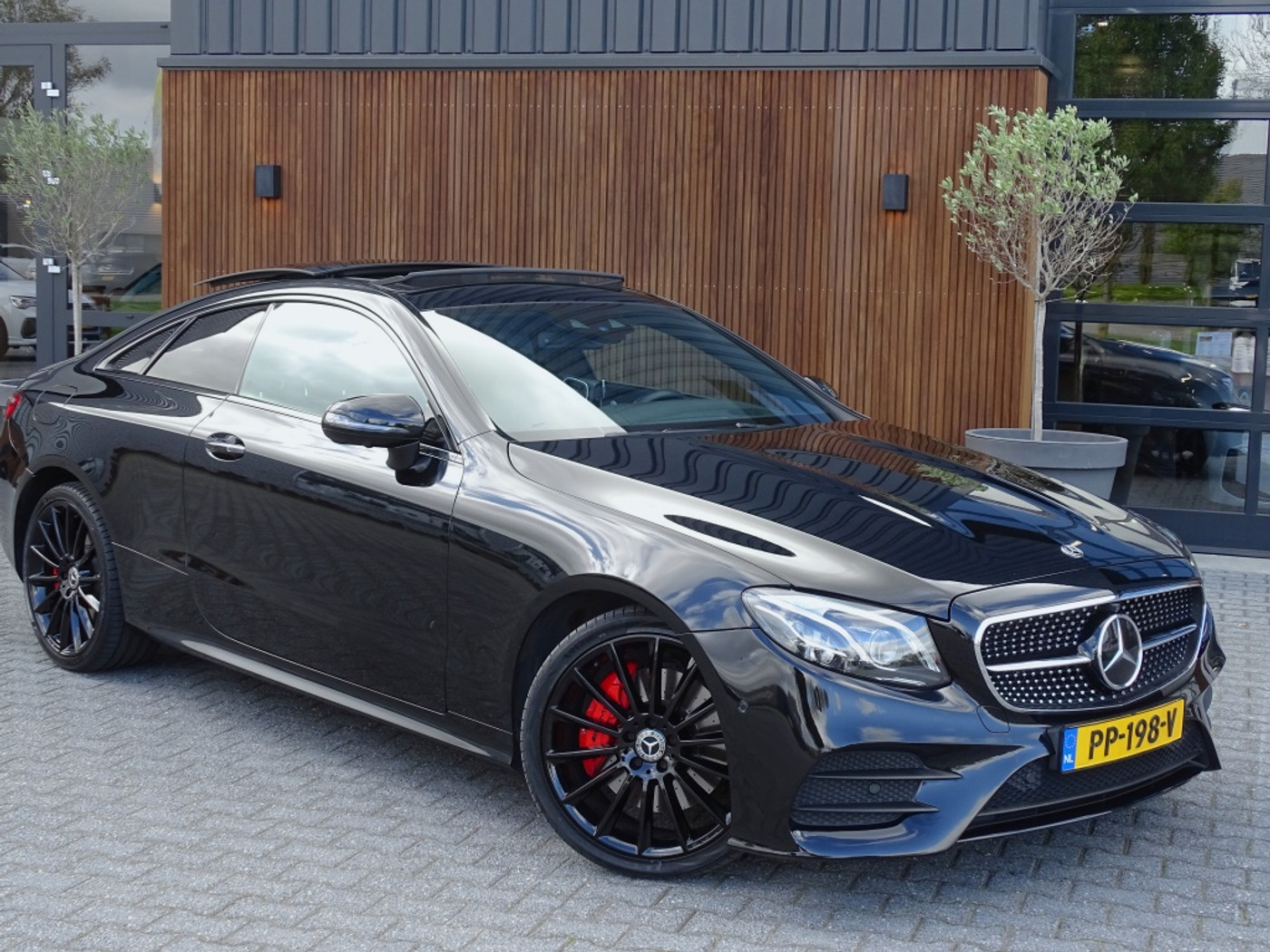 Foto van Mercedes-Benz E 400 4Matic
