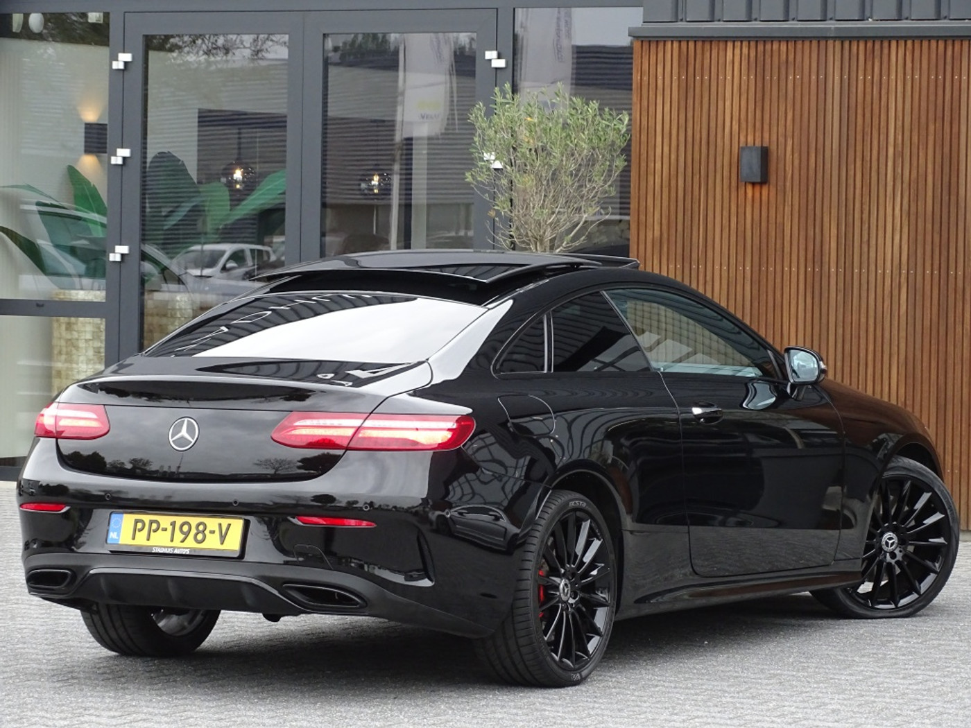 Foto van Mercedes-Benz E 400 4Matic
