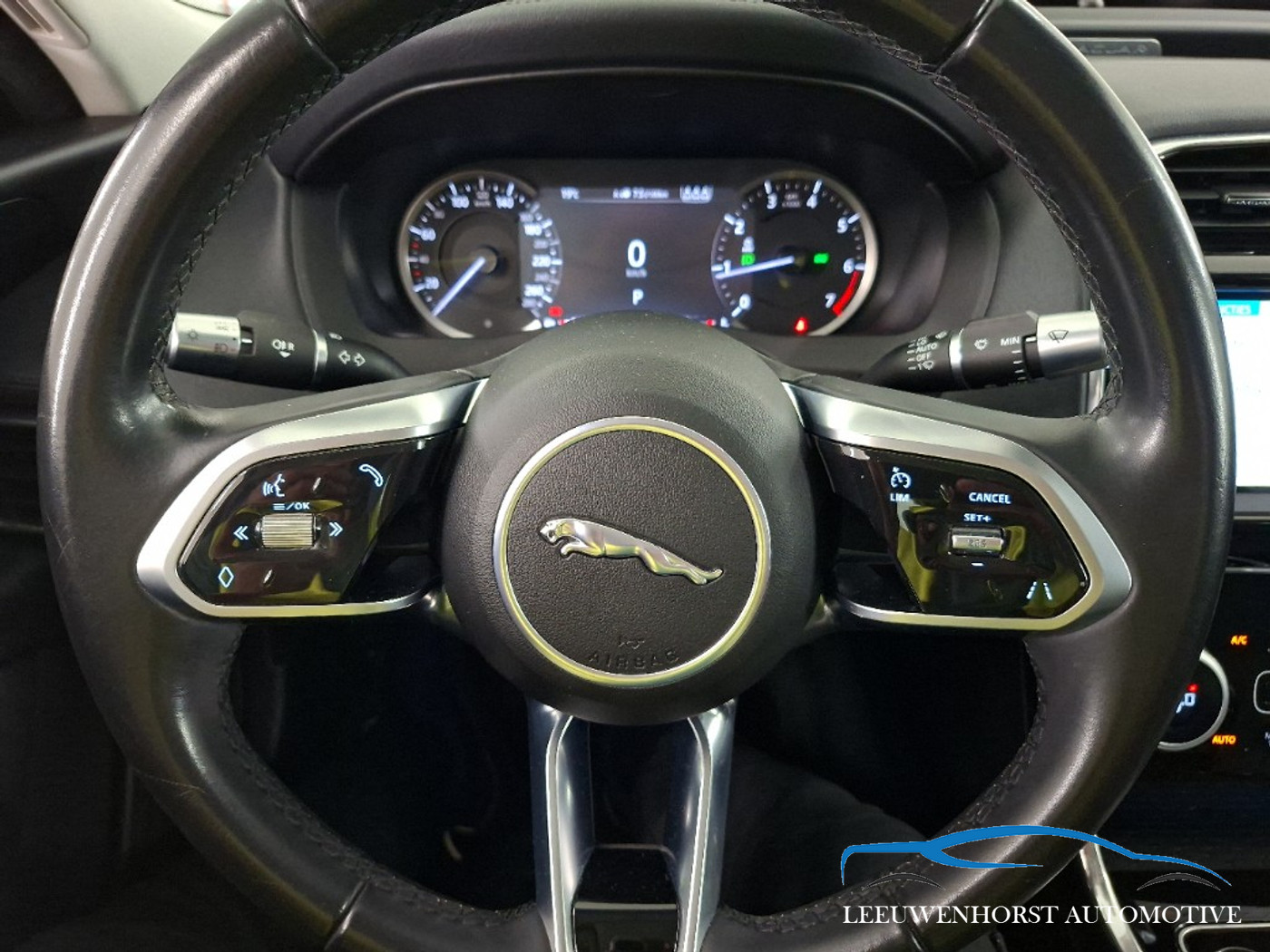 Foto van Jaguar Jaguar Xe