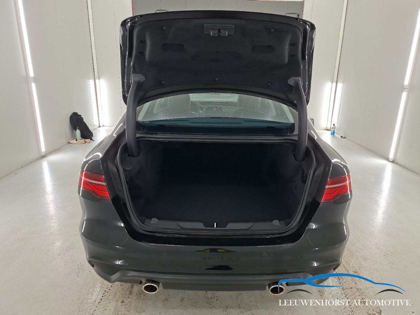 Foto van Jaguar Jaguar Xe