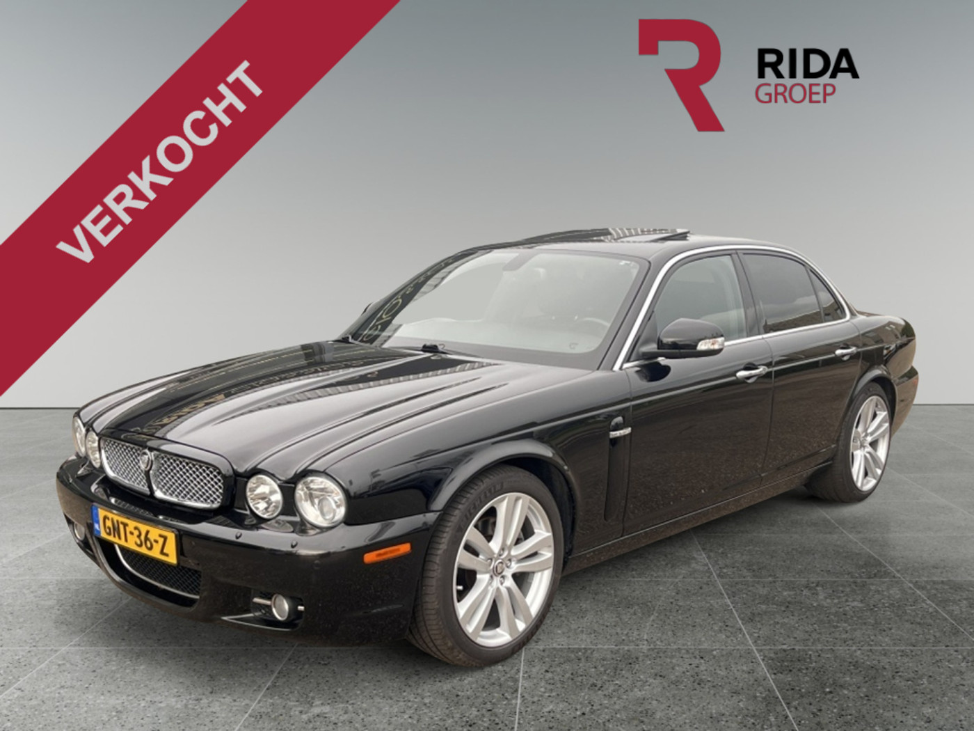 Jaguar XJ 4.2 V8 Executive 2008 - voorkant
