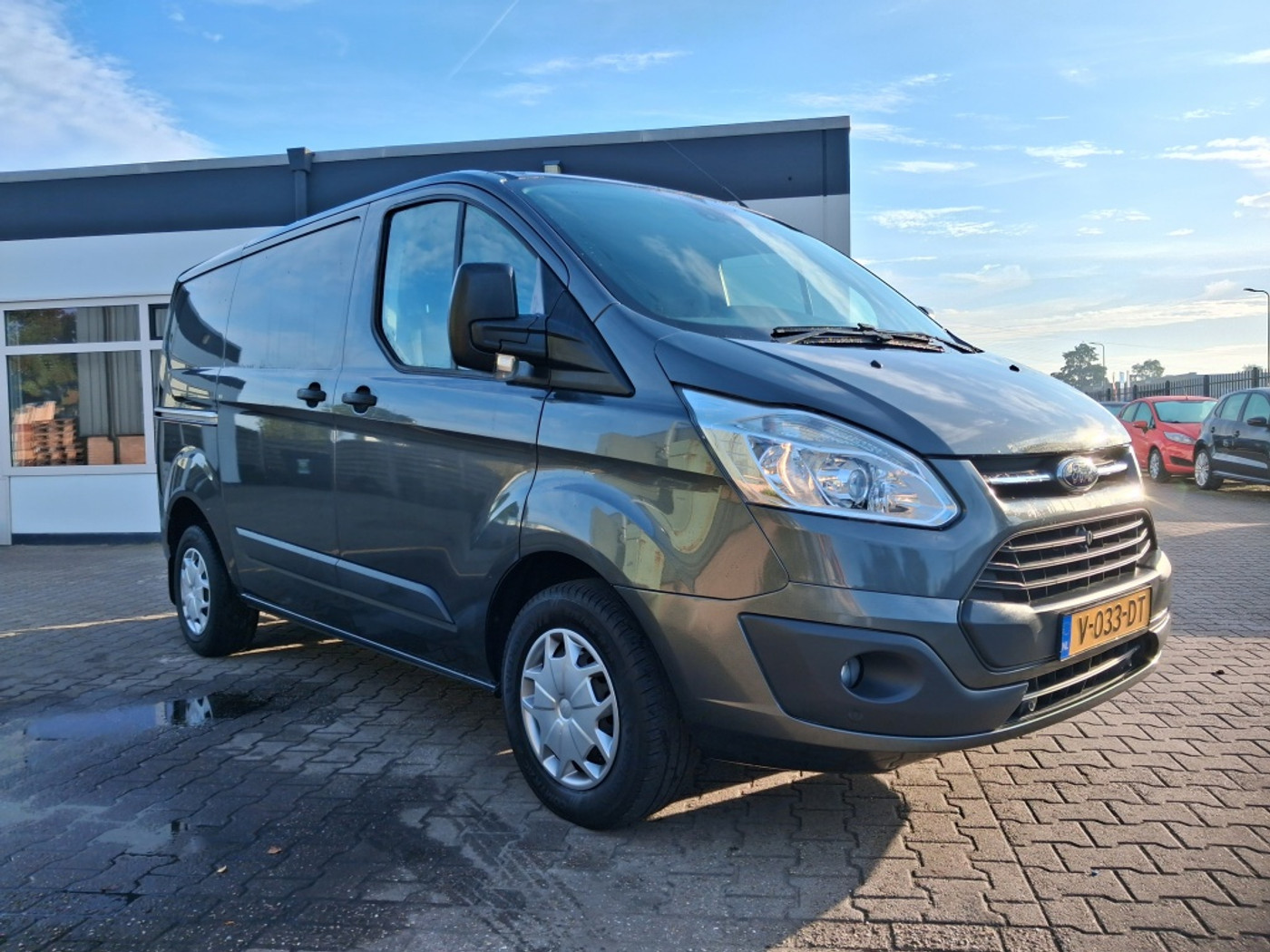 Ford Transit Custom 270 2.0 TDCI 85.000KM Nap/Marge/3-Persoons/Camera 2017 - voorkant