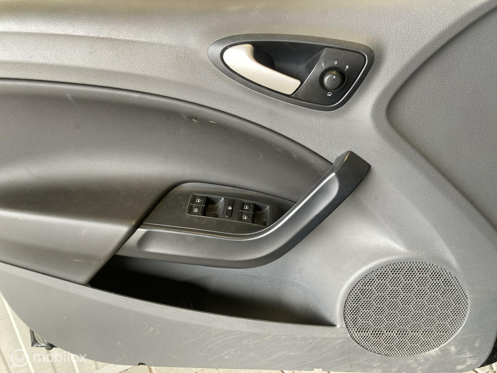Foto van Seat Ibiza ST