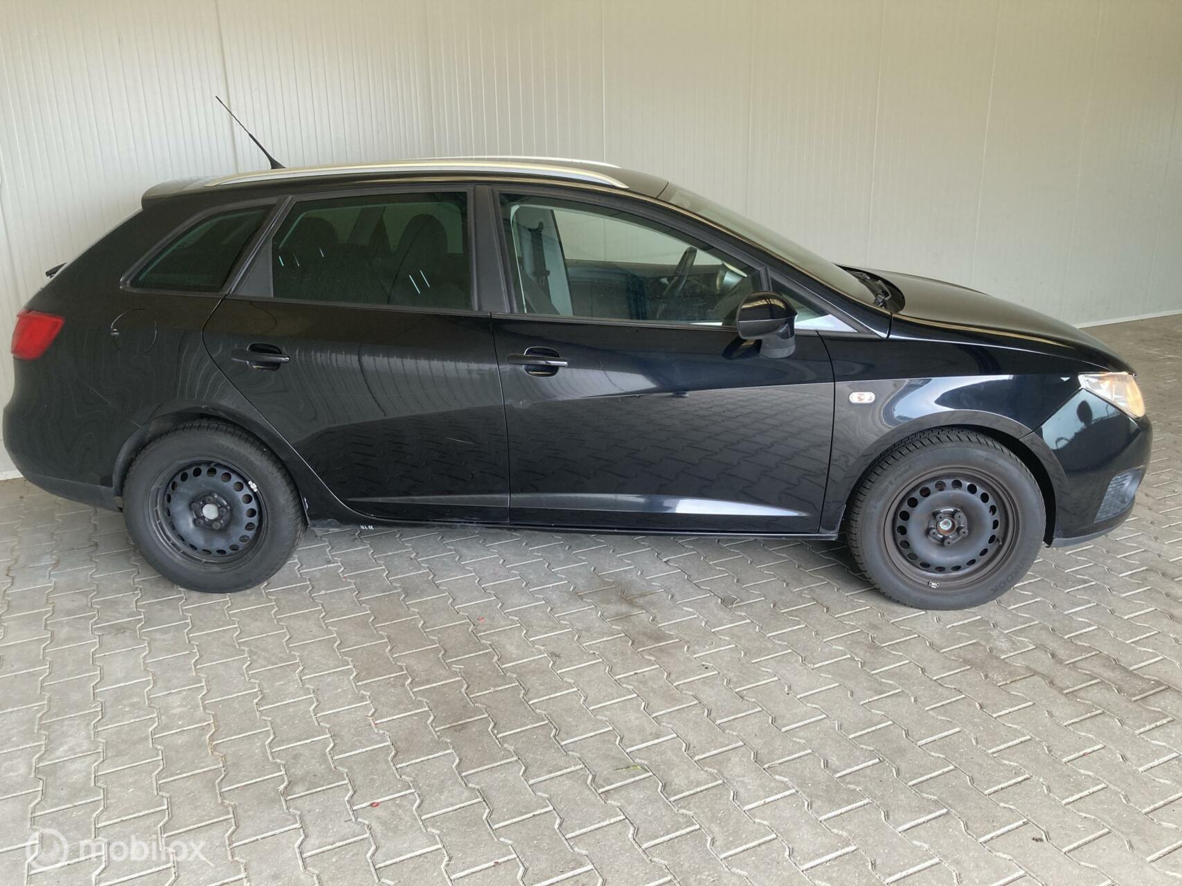 Foto van Seat Ibiza ST