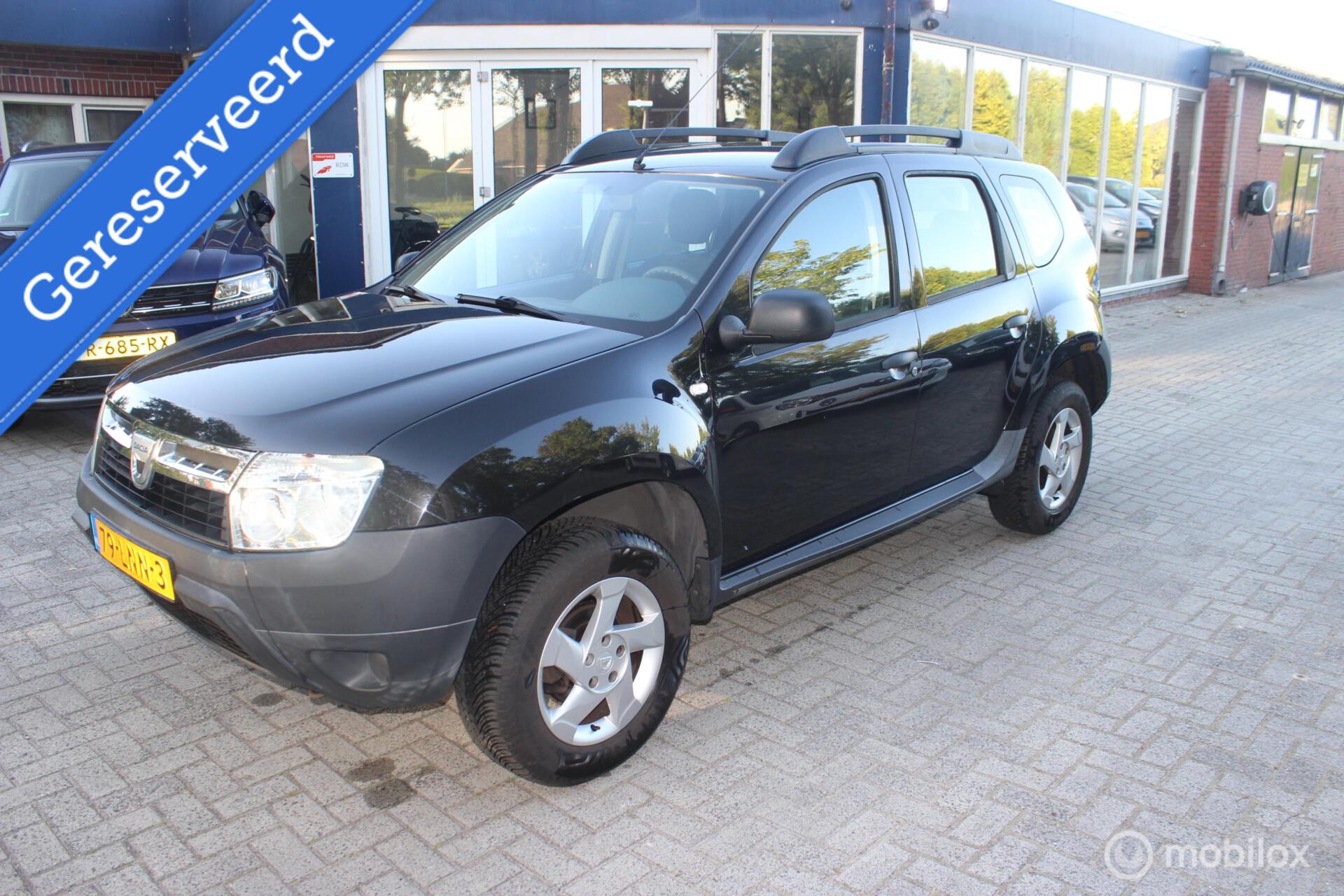 Dacia Duster 1.6 Lauréate 2wd 2010 - voorkant