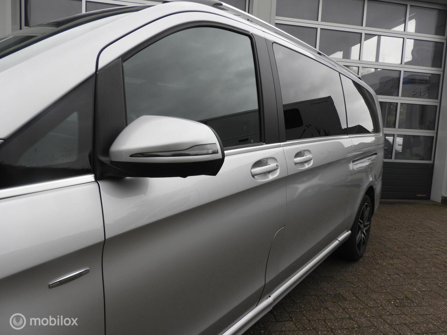 Foto van Mercedes-Benz V-klasse