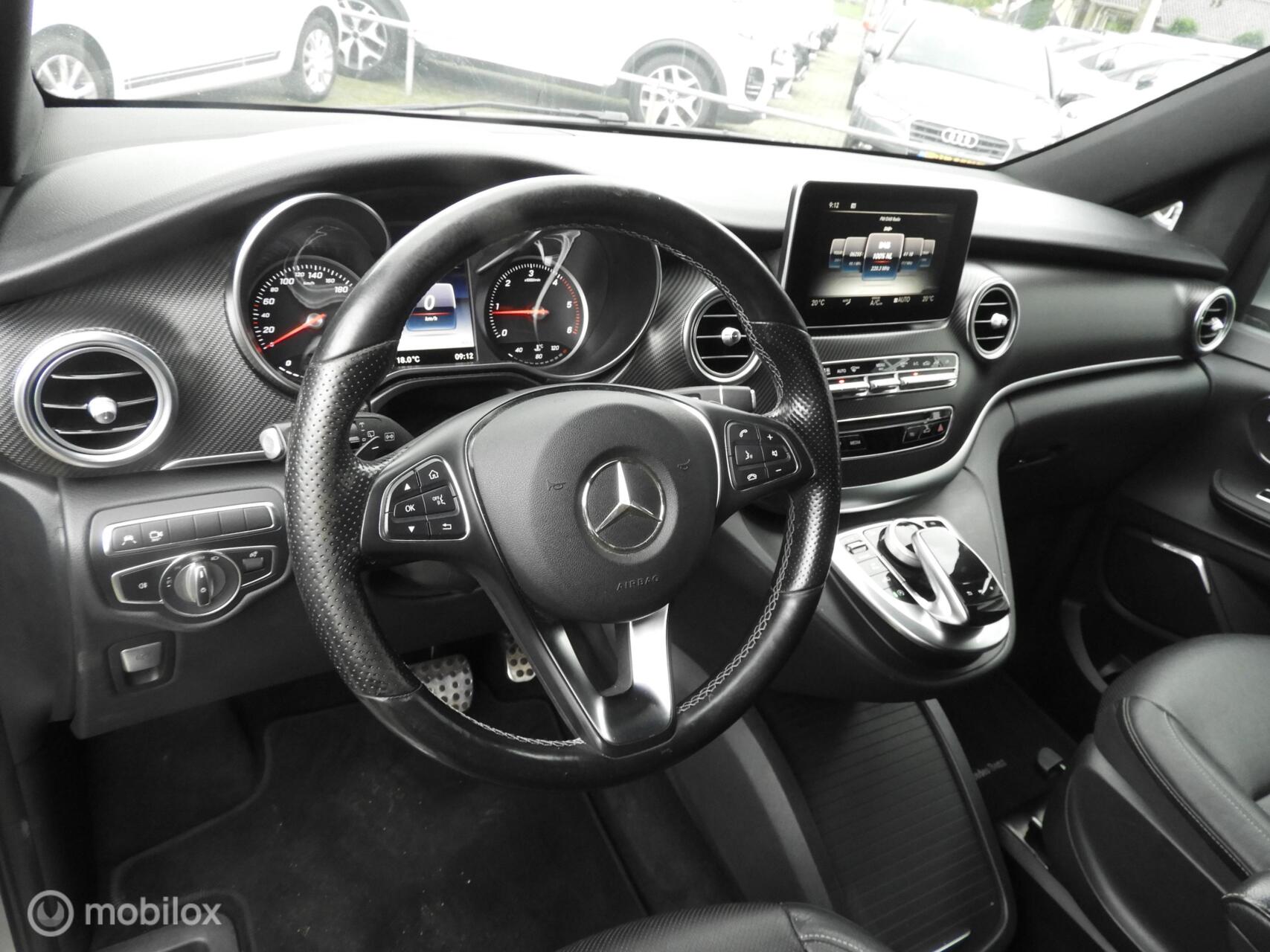 Foto van Mercedes-Benz V-klasse
