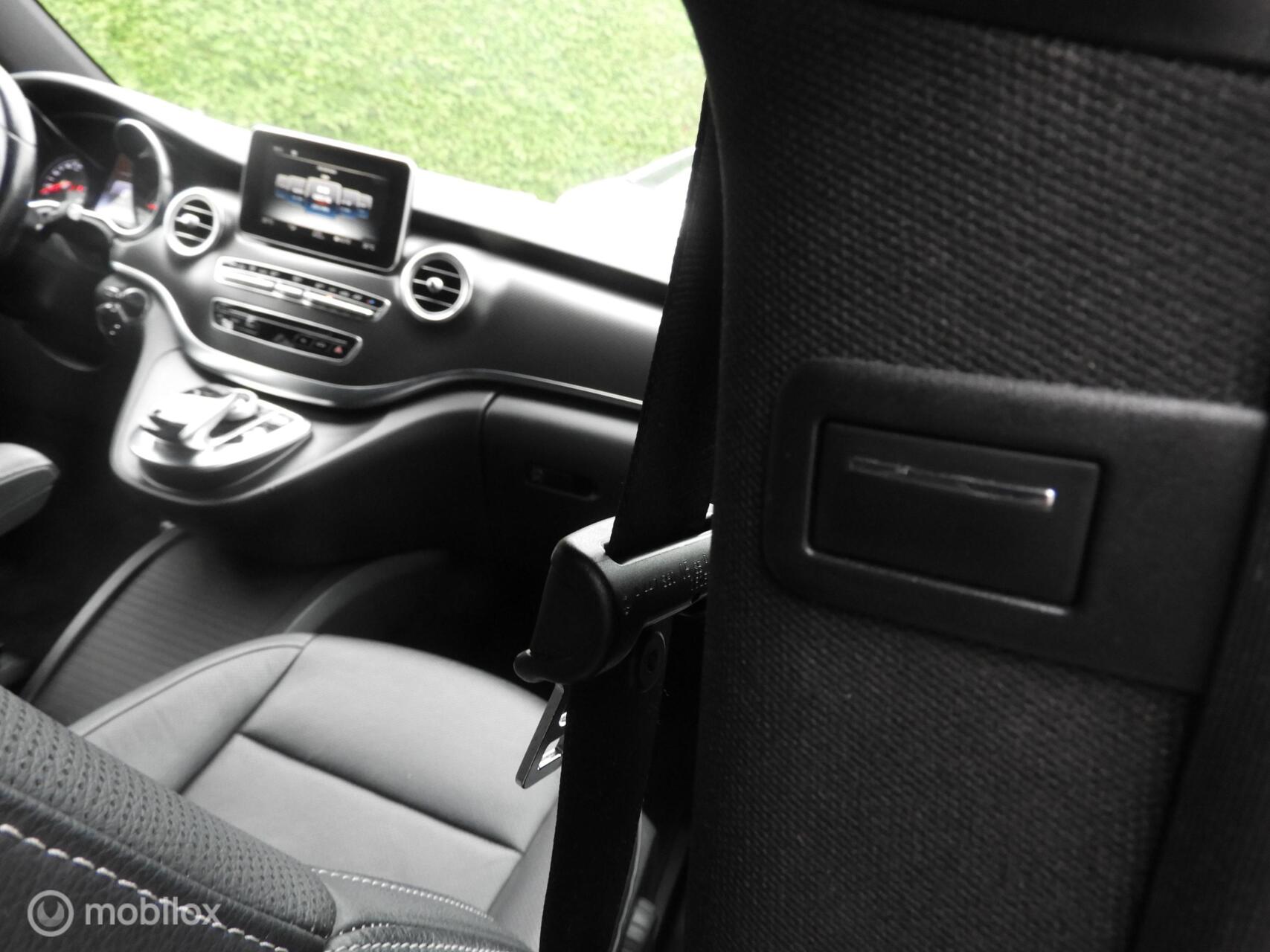 Foto van Mercedes-Benz V-klasse