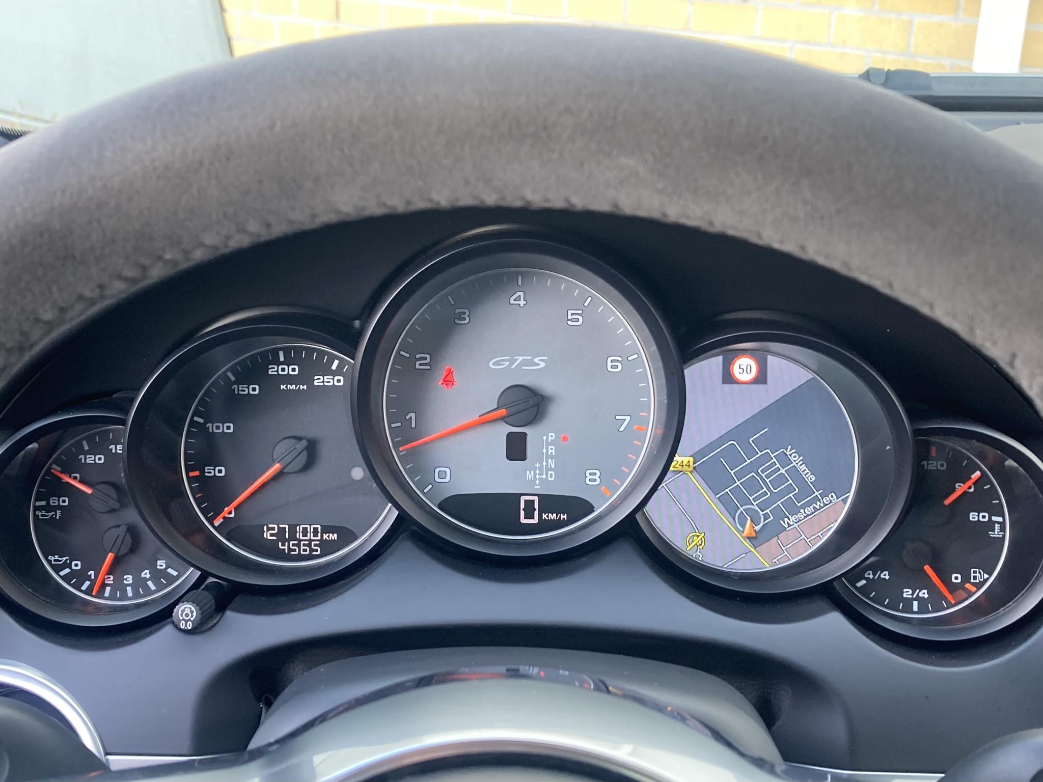 Foto van Porsche Cayenne GTS