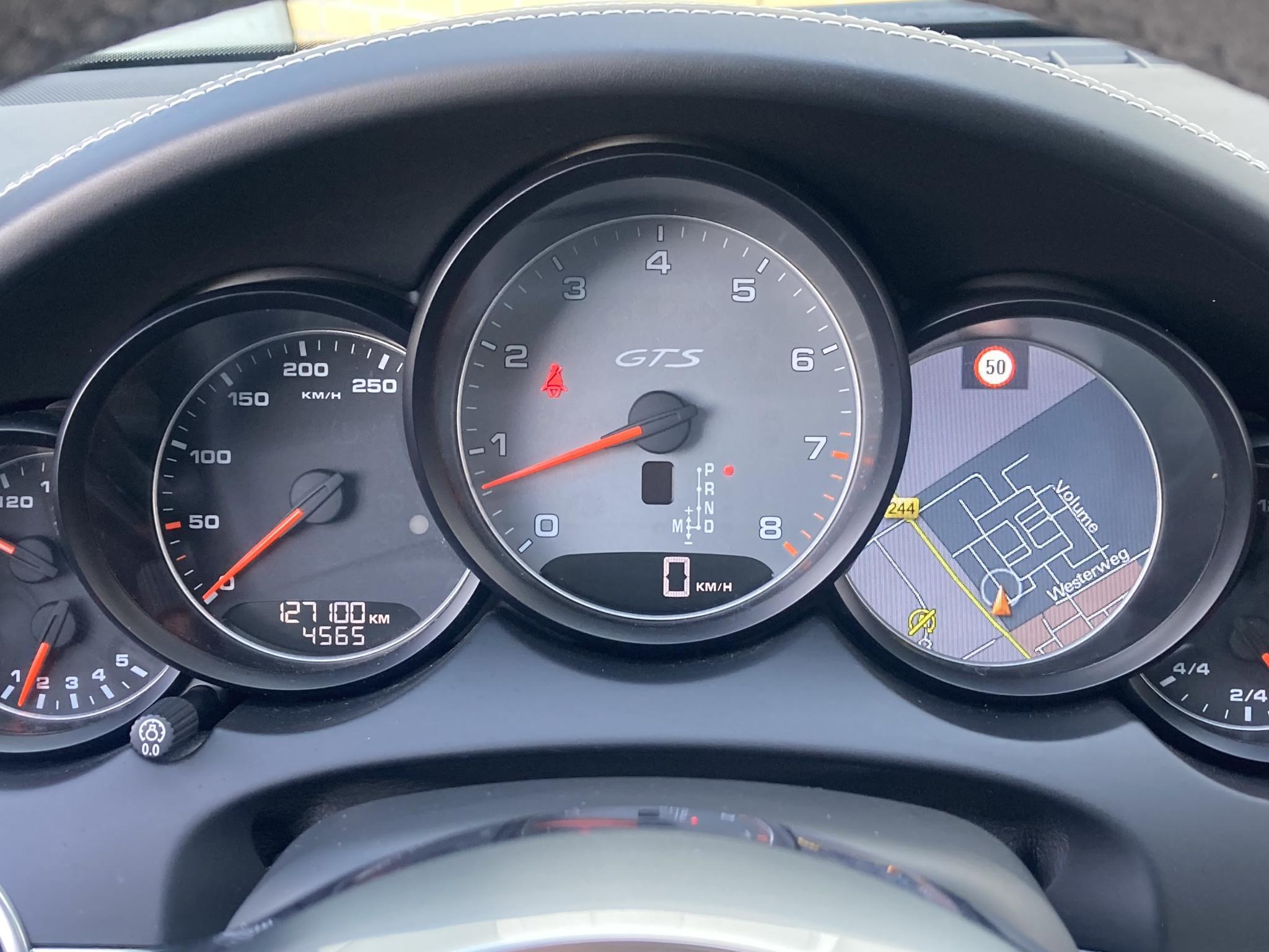 Foto van Porsche Cayenne GTS